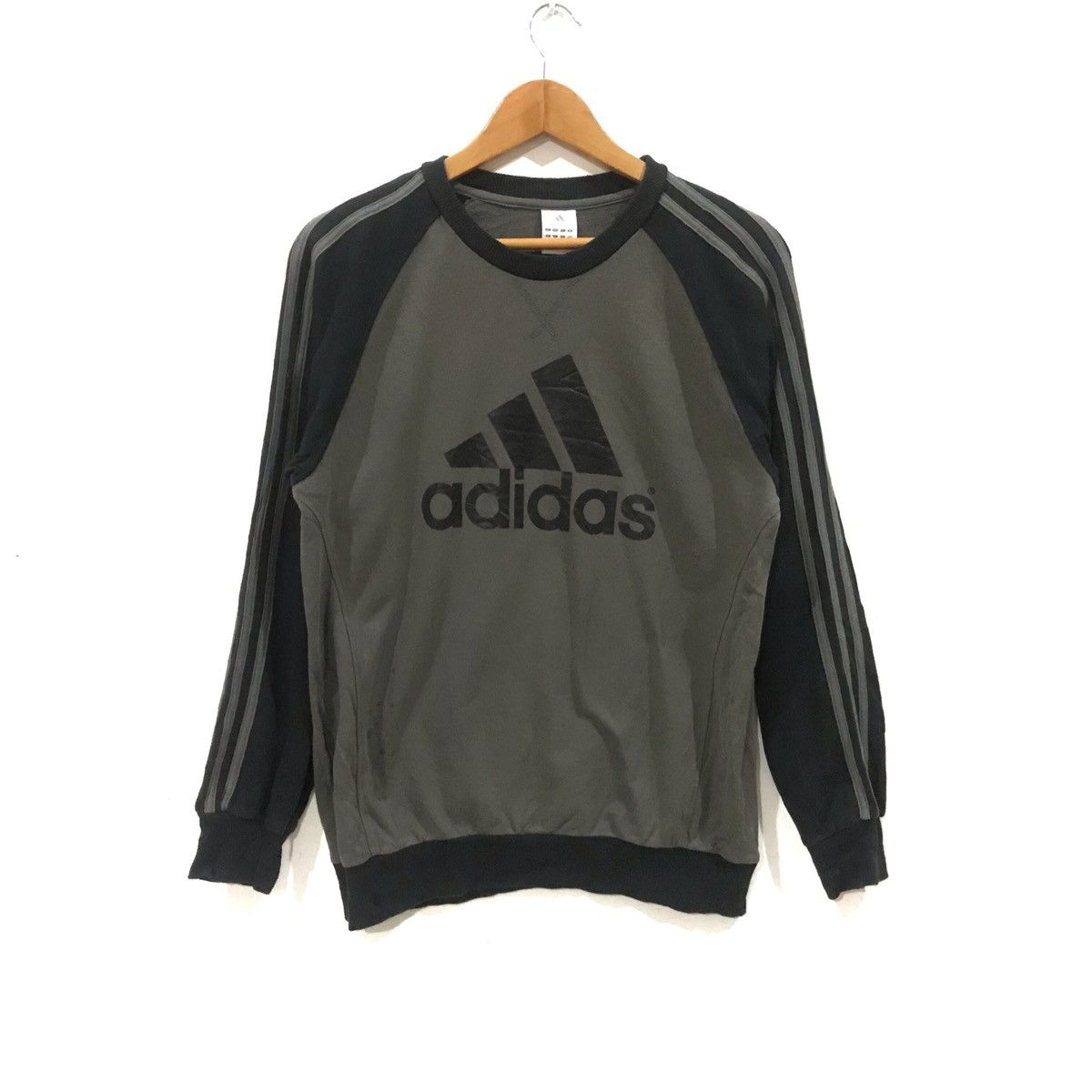 image of Adidas Three Stripes Jumper Pullover Sweatshirt in Black, Men's (Size Medium)
