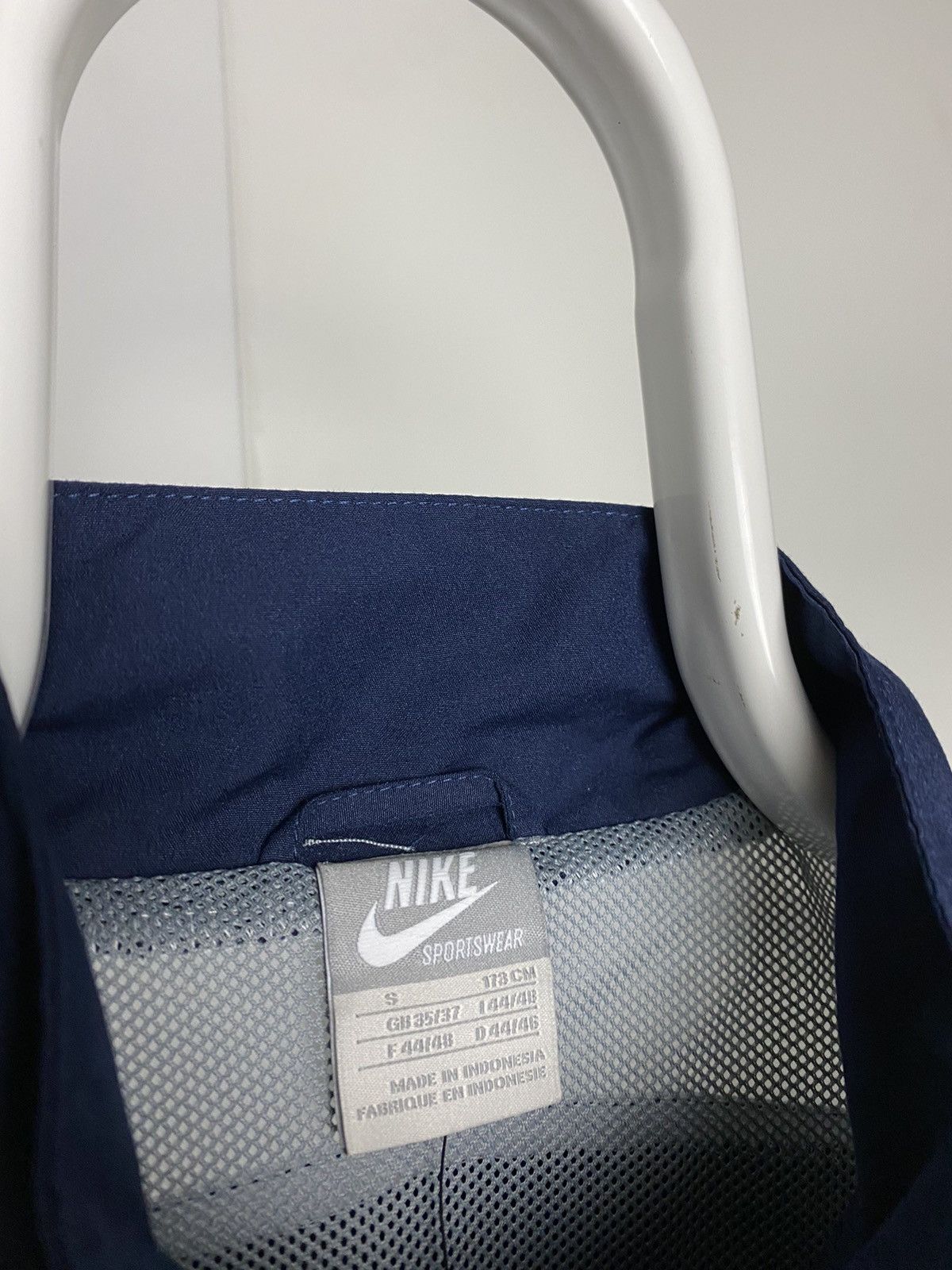 Nike Nike TN vintage navy grey track jacket small logo 2000s Size US S / EU 44-46 / 1 - 3 Thumbnail