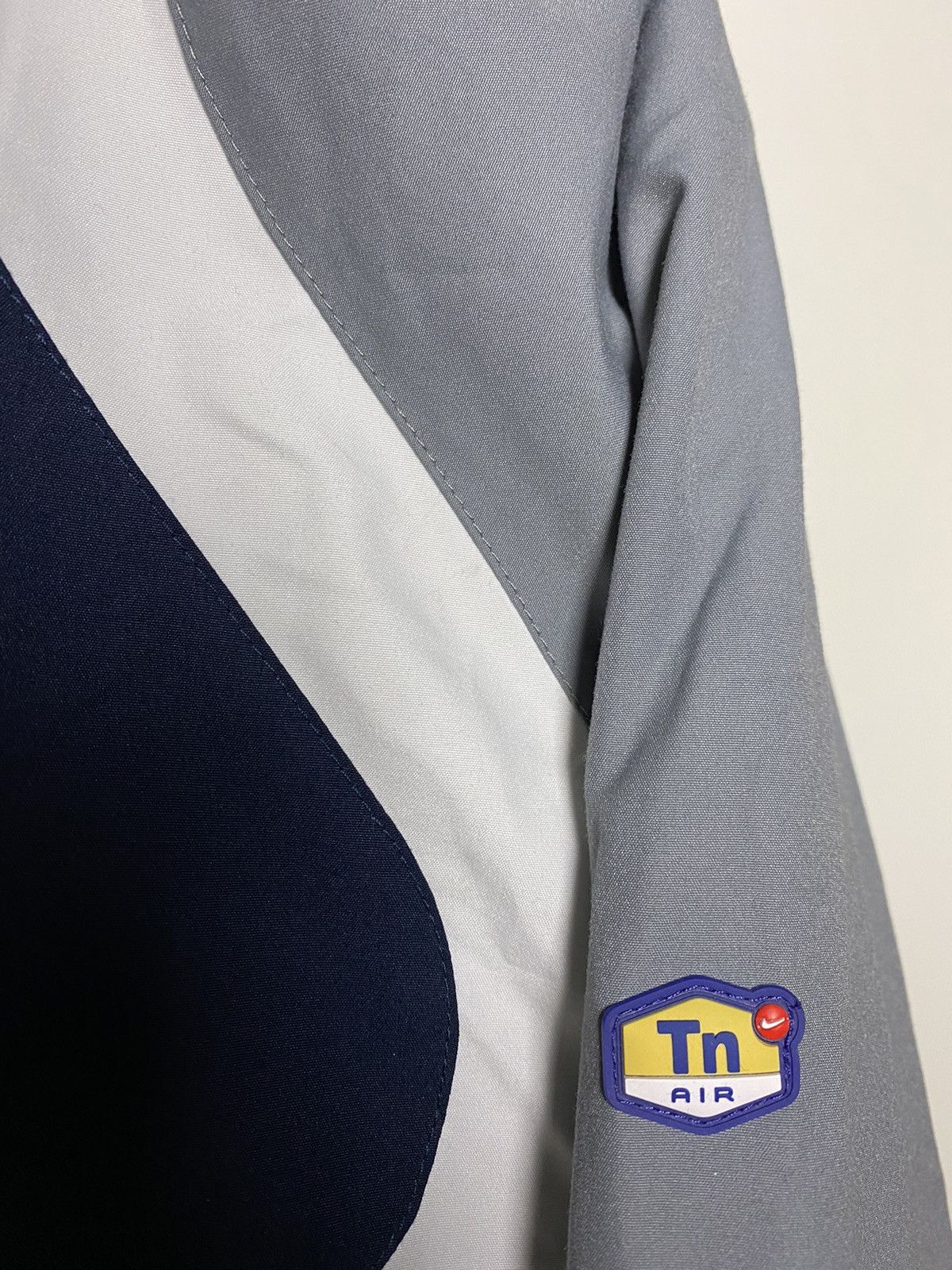 Nike Nike TN vintage navy grey track jacket small logo 2000s Size US S / EU 44-46 / 1 - 4 Thumbnail
