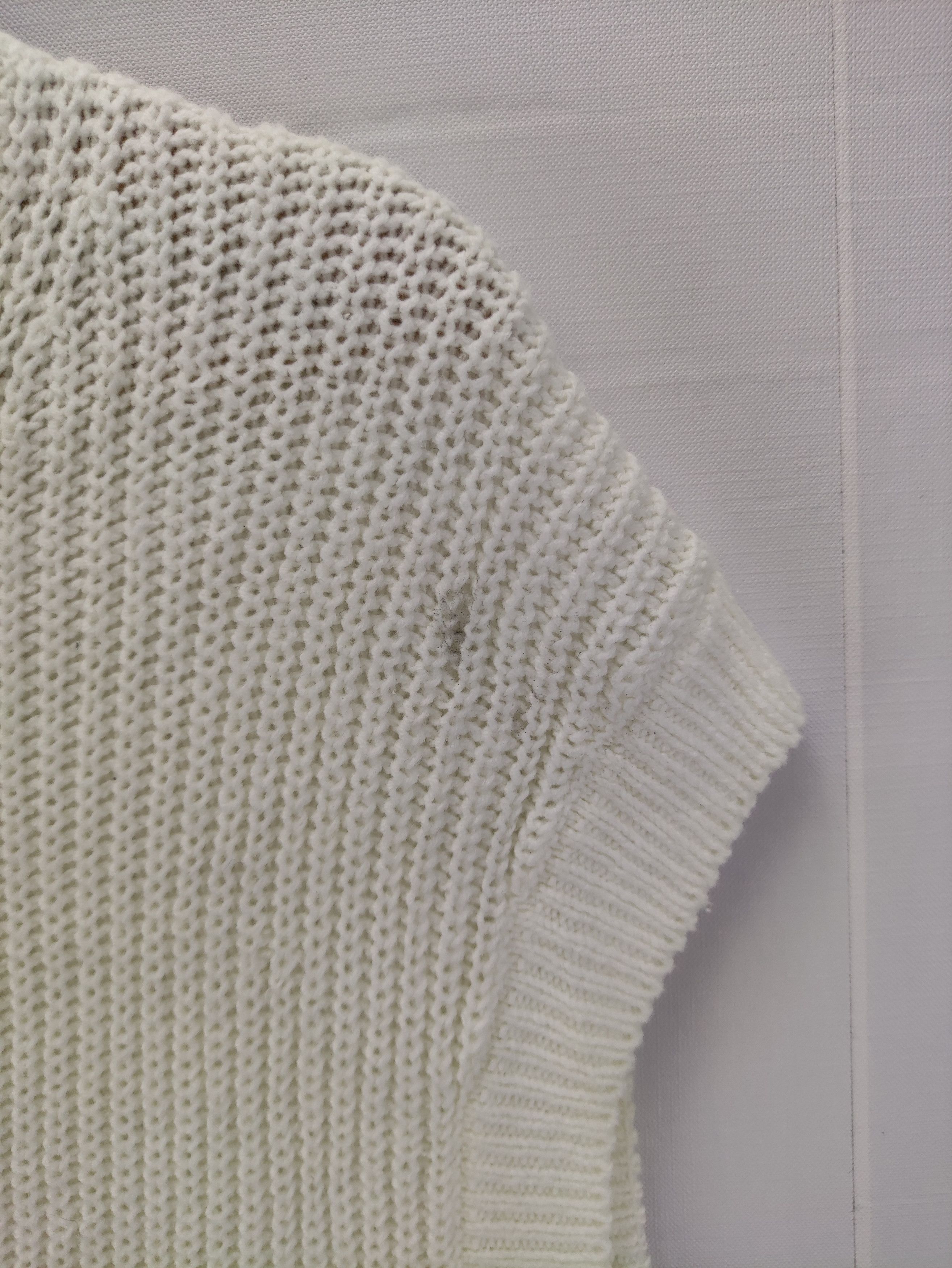Uniqlo Vintage Uniqlo knit Vest Size US M / EU 48-50 / 2 - 2 Thumbnail