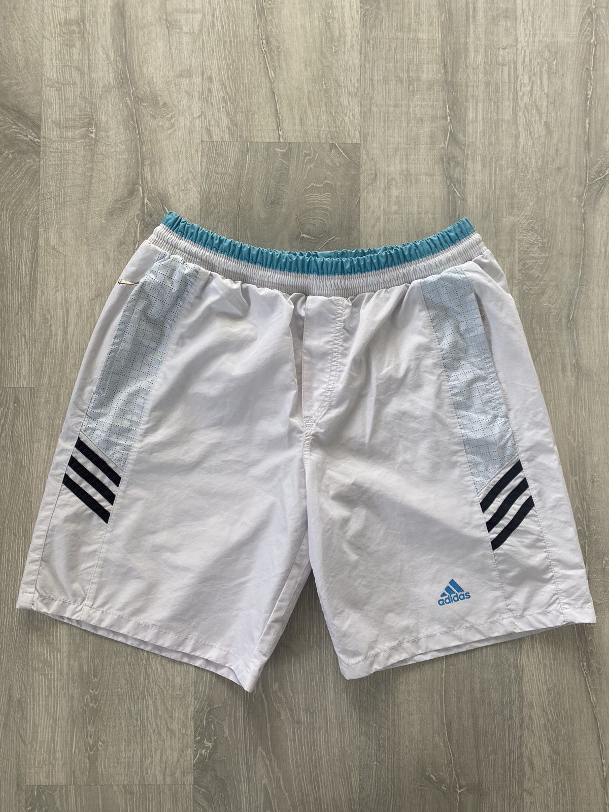 Adidas × Vintage Adidas vintage white shorts track pants small logo ...