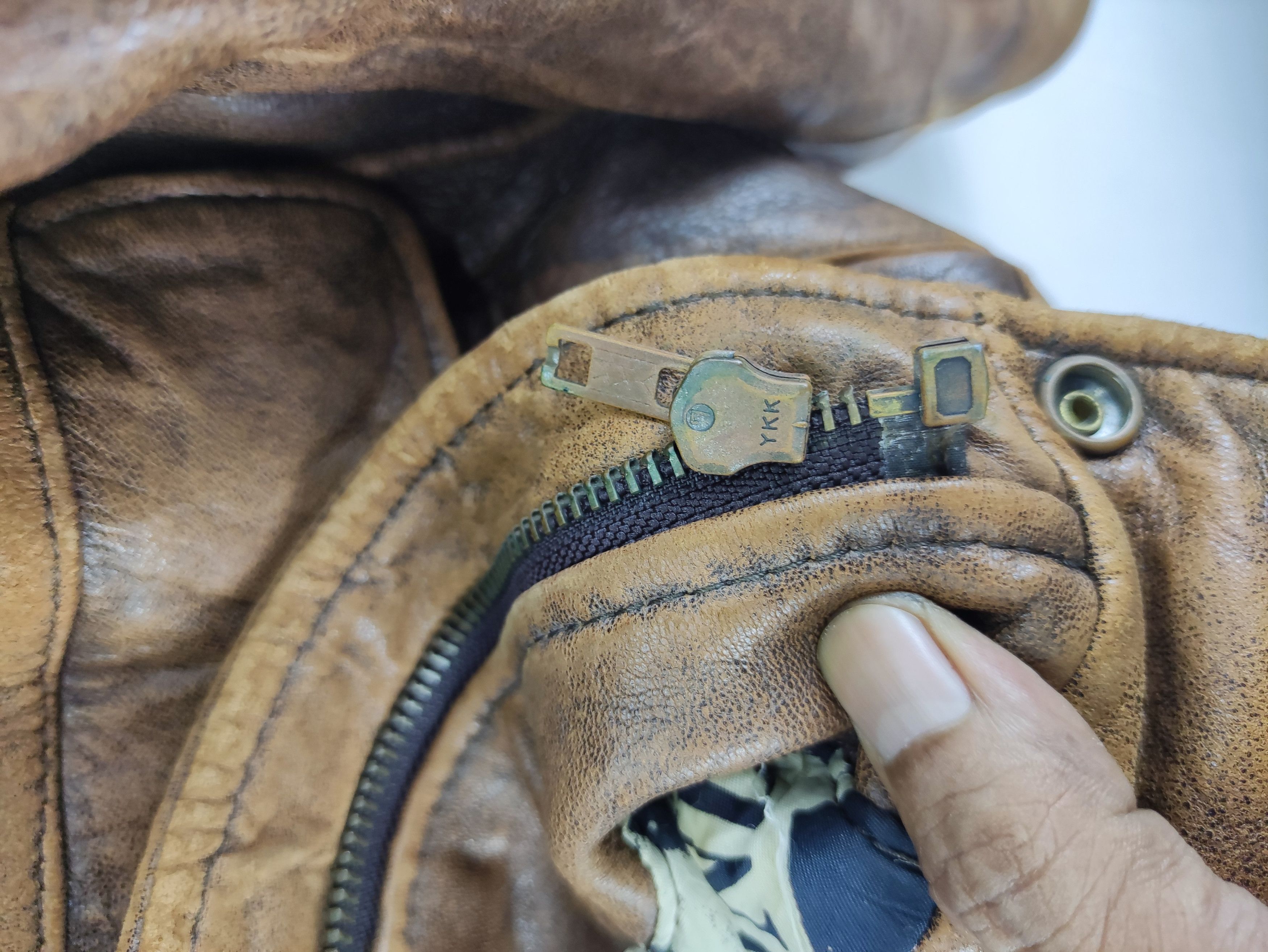 Leather Vintage Pierre Bonee Bomber Jacket Leather Zipper Size US M / EU 48-50 / 2 - 5 Thumbnail