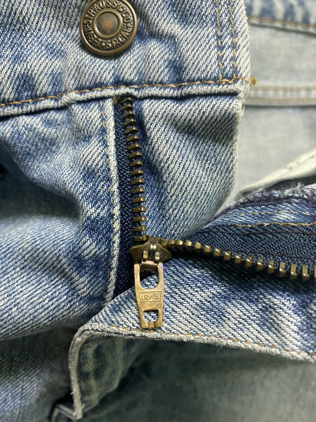 Levi's × Levi's Vintage Clothing × Vintage Vintage 90s LEVIS 805 Orange Tab Distressed Denim Size US 32 / EU 48 - 19 Thumbnail
