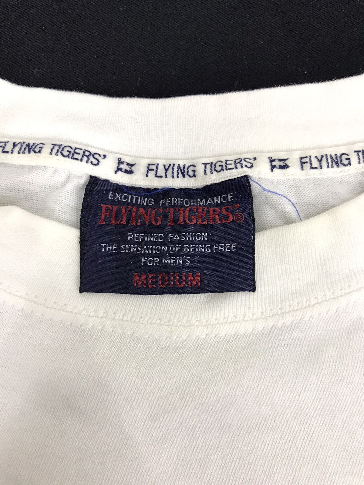 Other Vintage Flying Tiger Wild Surfer Summer Tee Surfing Size M / US 6-8 / IT 42-44 - 3 Thumbnail