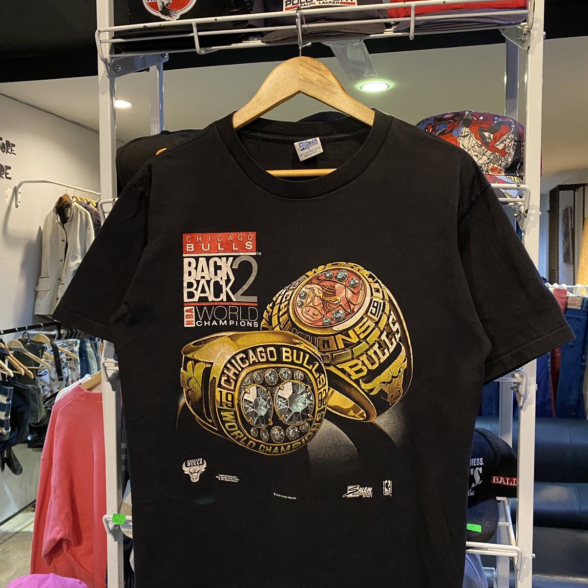 NBA × Vintage ‘90s Vintage NBA Bulls Championship Rings Faded Tee Size US L / EU 52-54 / 3 - 3 Thumbnail