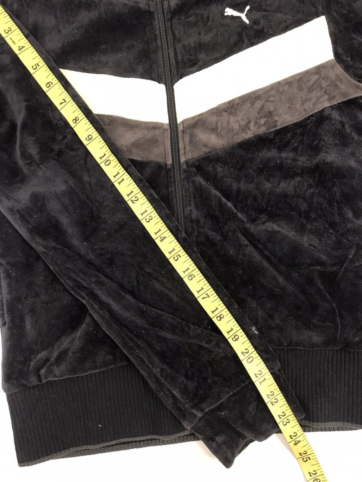 Puma Puma Velvet Sweater Jacket Fleece Style Unisex Wear Size S / US 4 / IT 40 - 7 Thumbnail