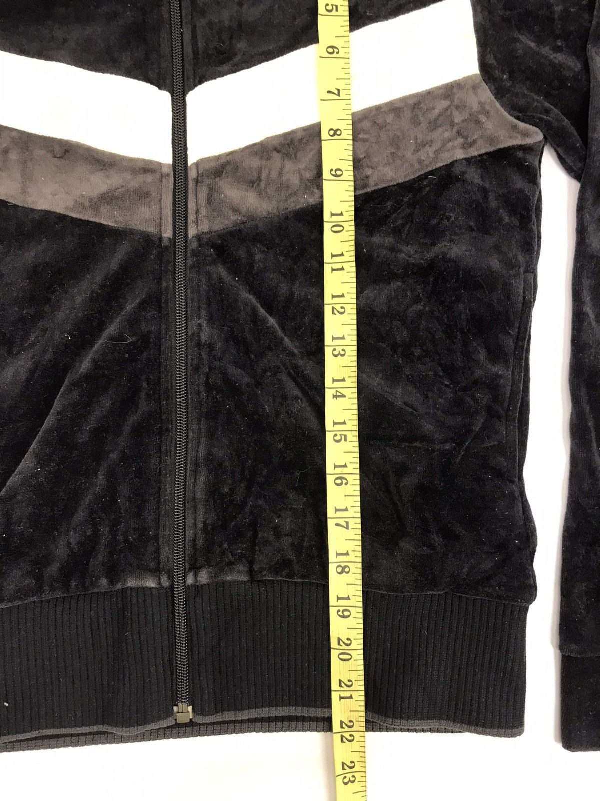 Puma Puma Velvet Sweater Jacket Fleece Style Unisex Wear Size S / US 4 / IT 40 - 6 Thumbnail