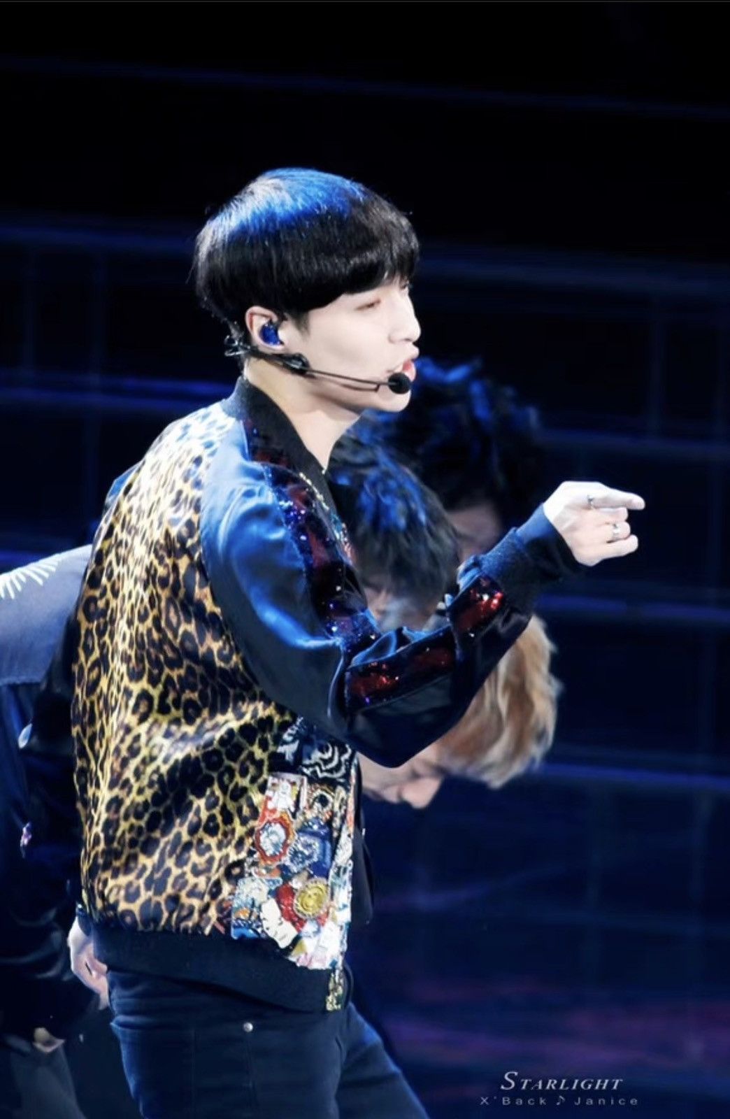 Saint Laurent Paris *MYTH* Saint Laurent Paris SS16 Sequin Souvenir Jacket Size US M / EU 48-50 / 2 - 9 Thumbnail