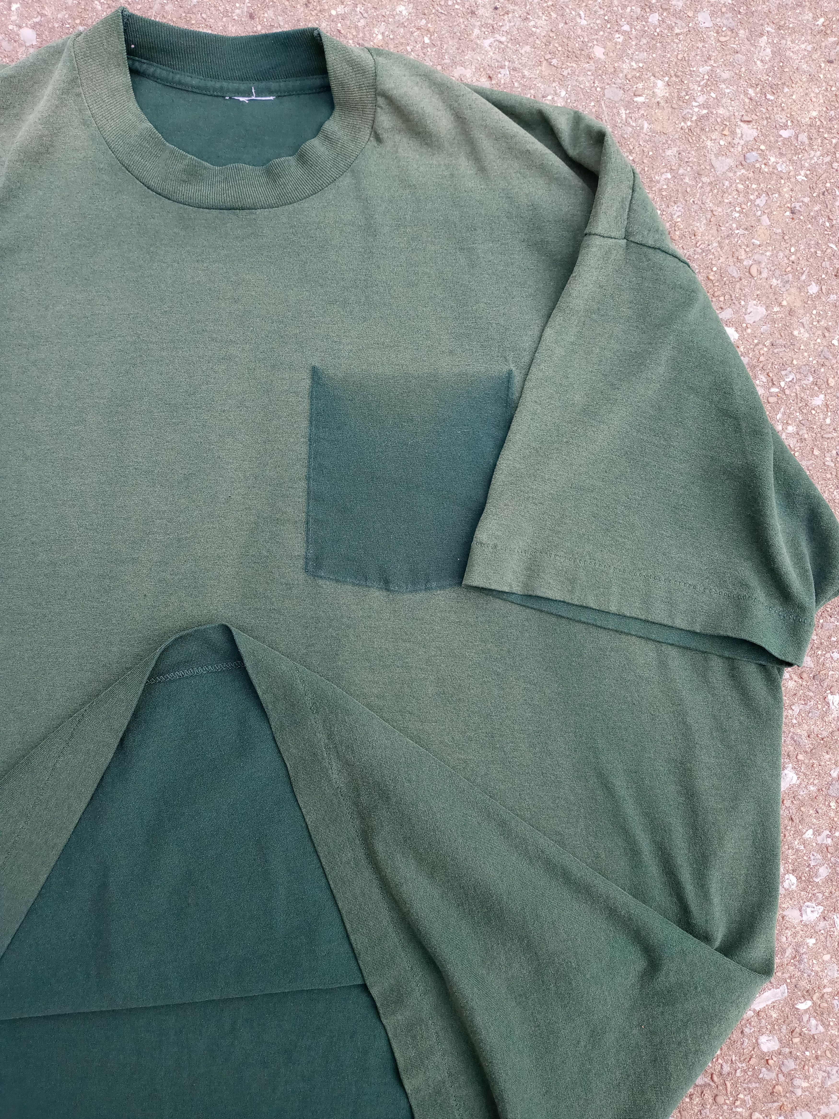 Vintage Faded Green Missing Pocket Single Stitch Gradient Vtg 90 Tee Size US XXL / EU 58 / 5 - 5 Thumbnail