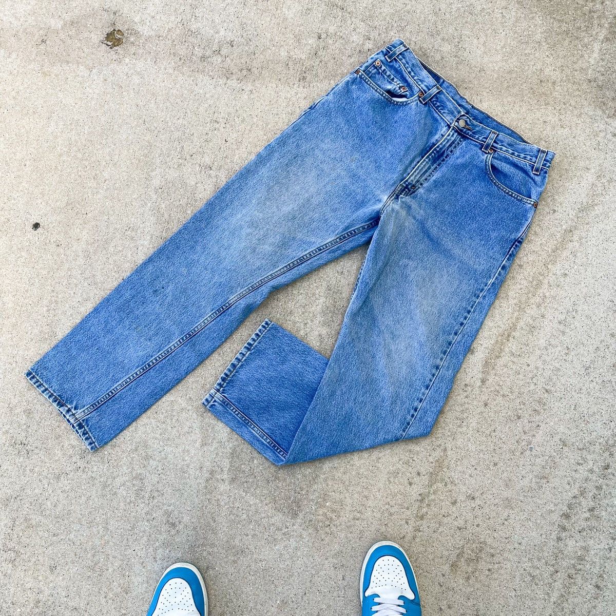 Levi's × Vintage Vintage 90s Levi’s Denim Light Wash Jeans 35 x 29 Size US 35 - 3 Thumbnail