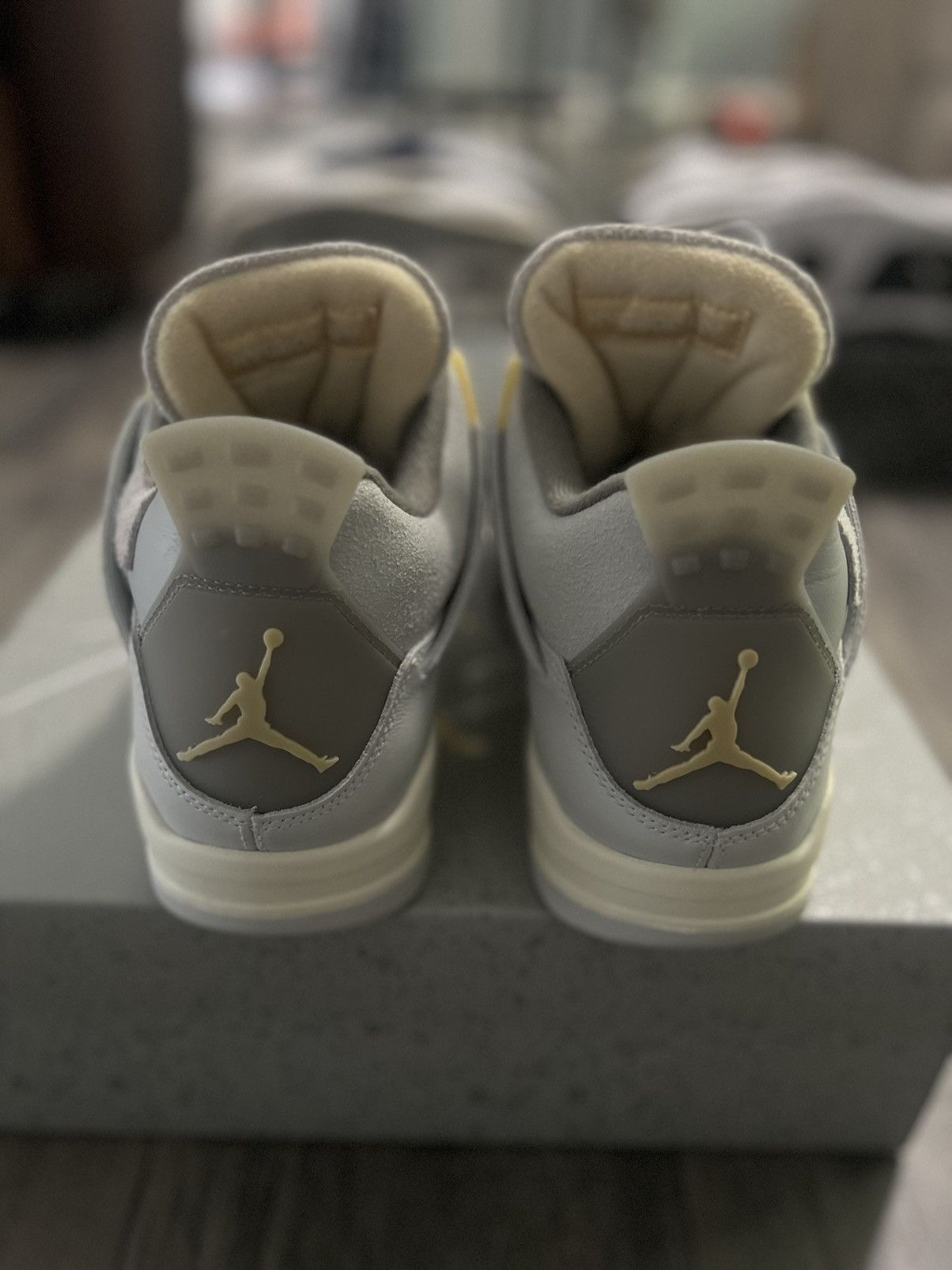 Jordan Brand Nike Air Jordan 4 Retro SE Craft Size US 10 / EU 43 - 3 Thumbnail