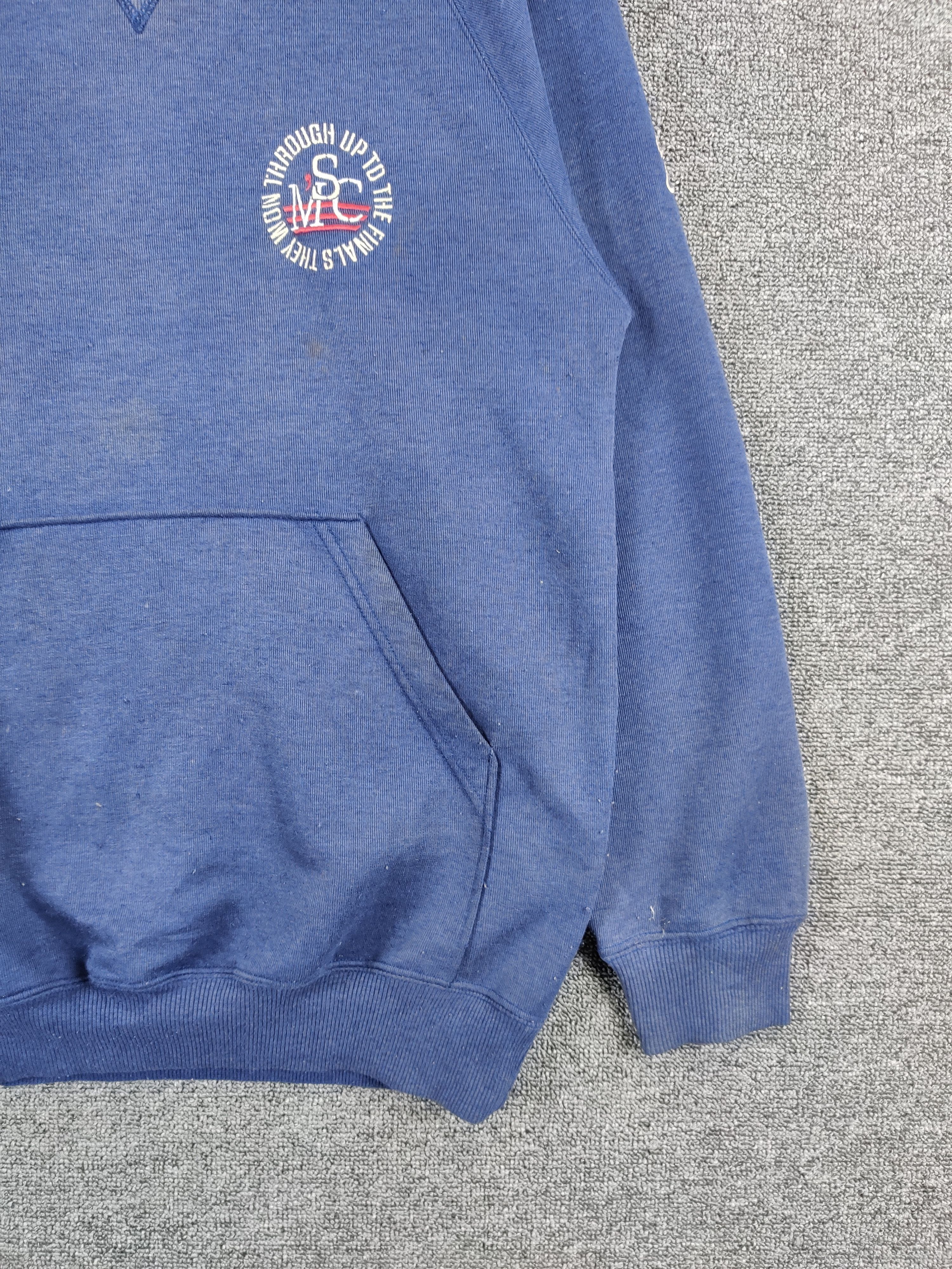Japanese Brand Vintage Men's Club Embroidery Logo Crewneck Sweatshirt Size US M / EU 48-50 / 2 - 3 Thumbnail