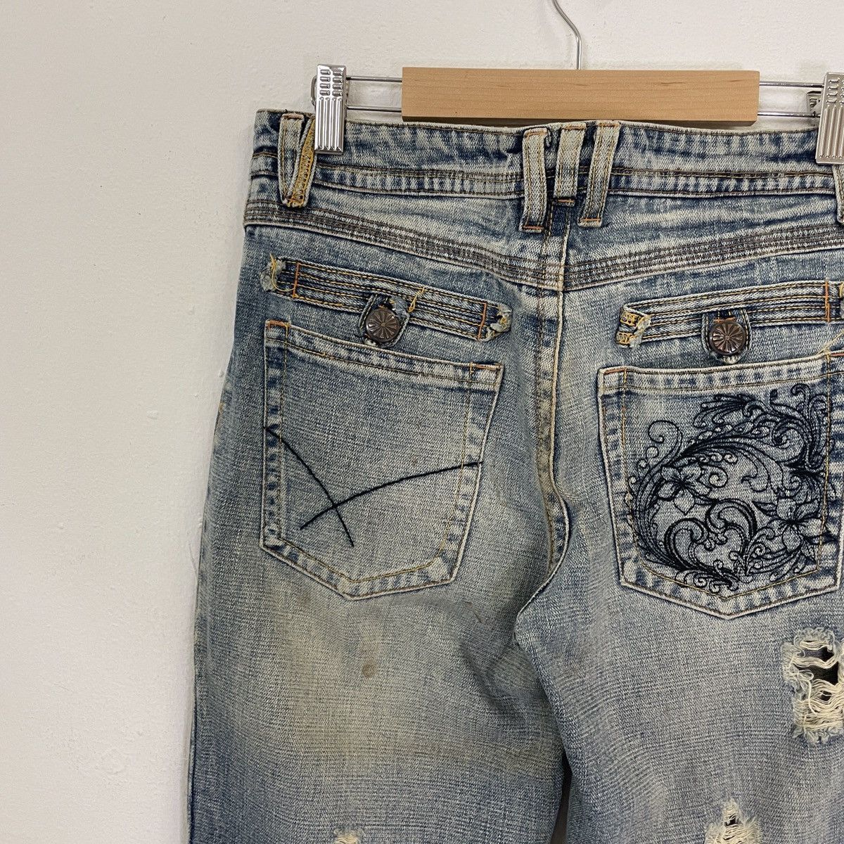 Japanese Brand Vintage Unbranded Embroidery Pocket Denim Jeans Size US 31 - 3 Thumbnail