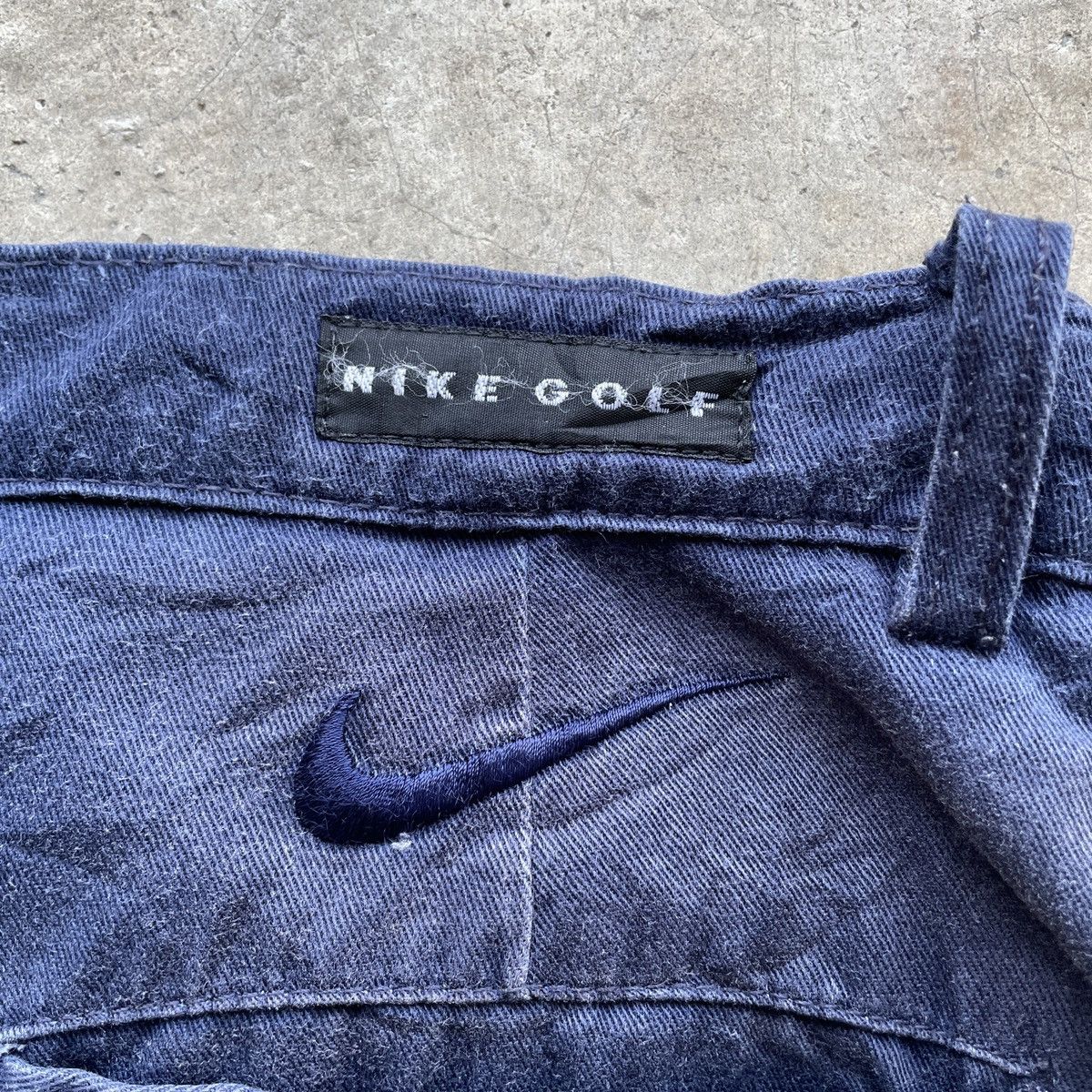 Nike × Vintage Vintage Nike Golf Trousers Casual Pants W33 Size US 33 - 9 Thumbnail