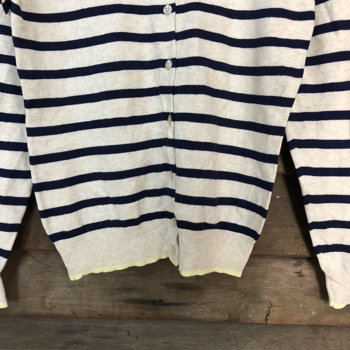 GU GU White Stripe Patterened Cardigans #7274 Size S / US 4 / IT 40 - 6 Thumbnail