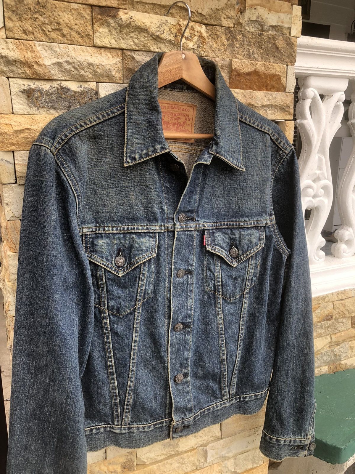 Levi's Rare🔥Vintage Levis Big E Lot 557 Denim Jacket Size US L / EU 52-54 / 3 - 1 Thumbnail
