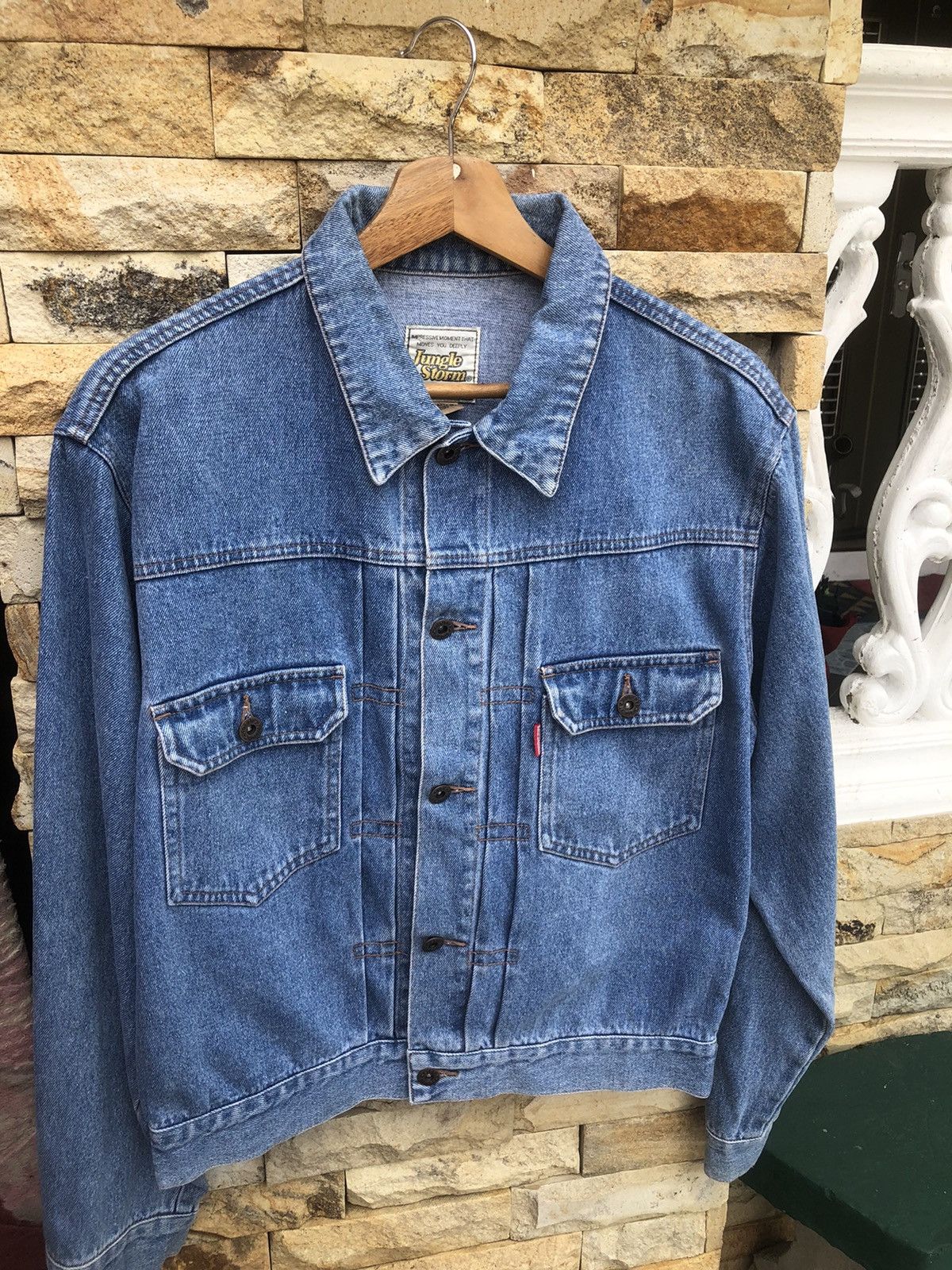 Japanese Brand × Vintage Last Drop🔥Rare‼️Vtg Jungle Storm Light Wash Blue Denim Jacket Size US L / EU 52-54 / 3 - 1 Thumbnail