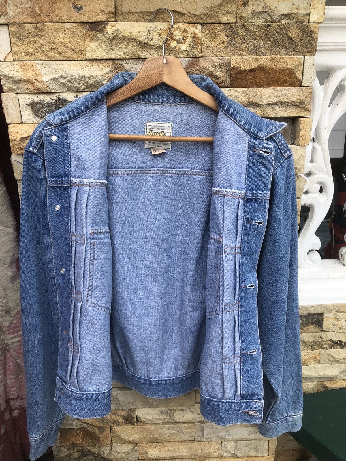Japanese Brand × Vintage Last Drop🔥Rare‼️Vtg Jungle Storm Light Wash Blue Denim Jacket Size US L / EU 52-54 / 3 - 10 Thumbnail