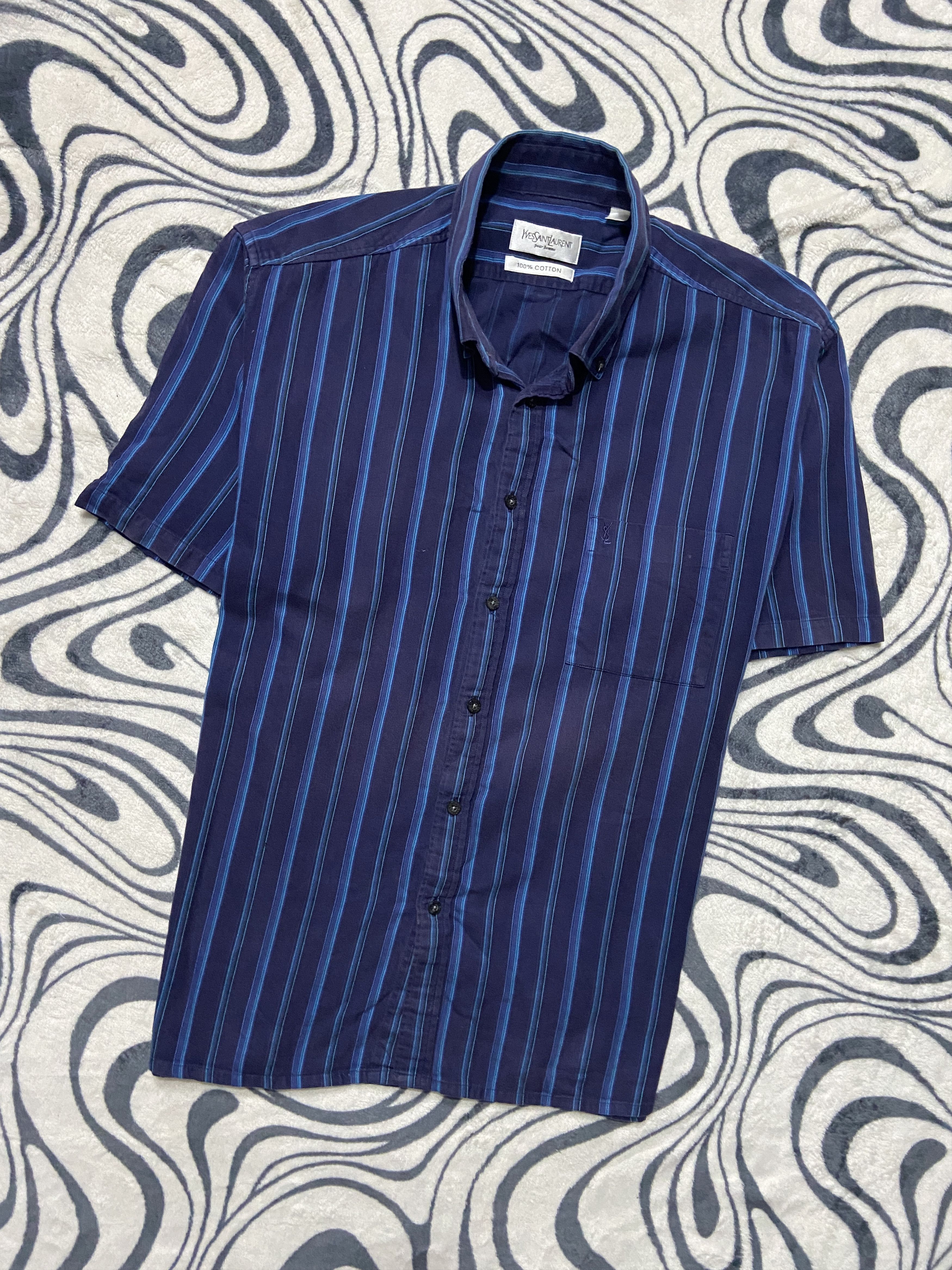 Yves Saint Laurent Yves Saint Laurent YSL Men's Short Sleeve Shirt Size US XL / EU 56 / 4 - 1 Thumbnail