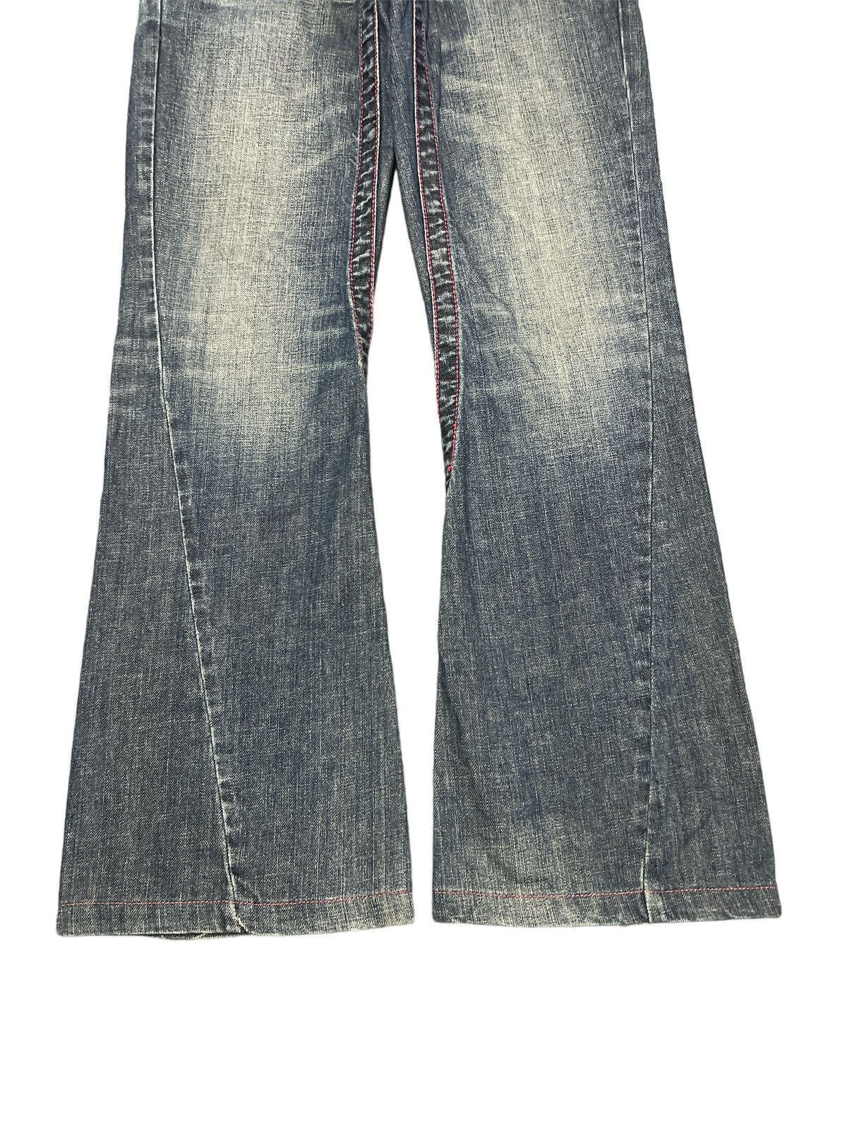 Japanese Brand × Vintage FLARED💥UNKNOWN DISTRESSED TWIST DENIM PANT Size US 30 / EU 46 - 4 Thumbnail