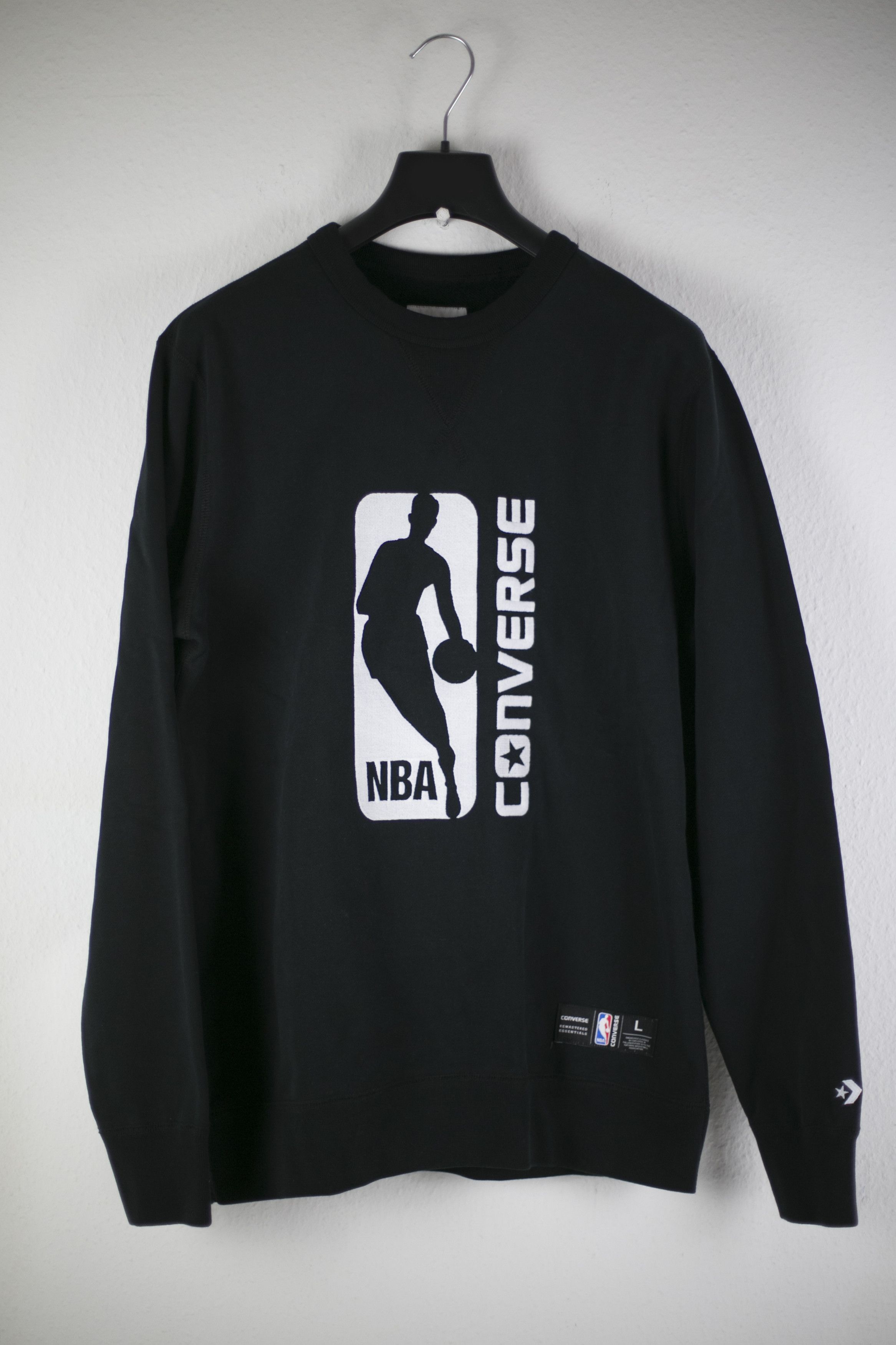 Converse × NBA NBA Logo Converse Black Essentials Crewneck Sweatshirt L Size US L / EU 52-54 / 3 - 1 Thumbnail