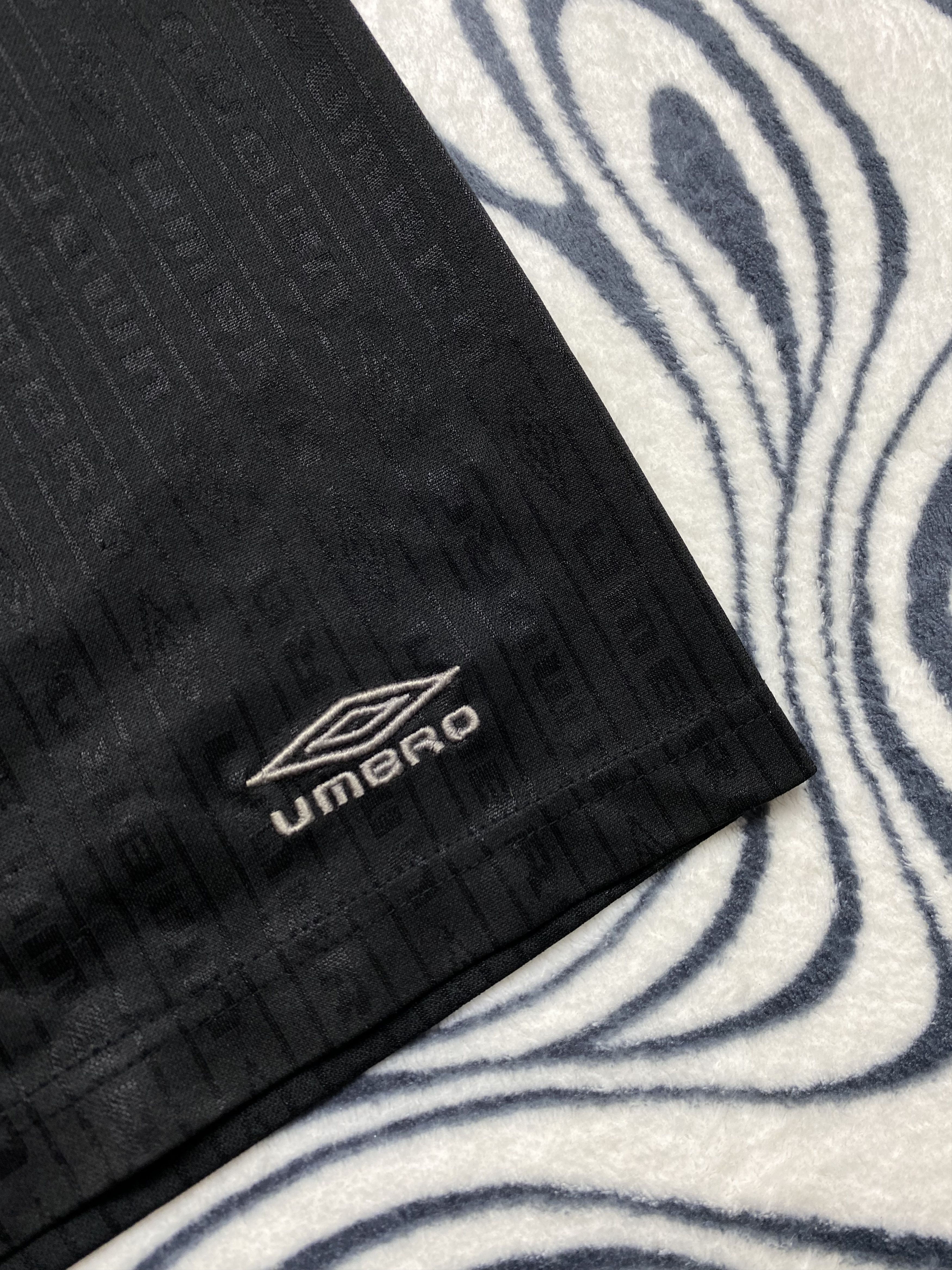 Umbro × Vintage Umbro Vintage Mens Shorts Y2K Size US 36 / EU 52 - 3 Thumbnail
