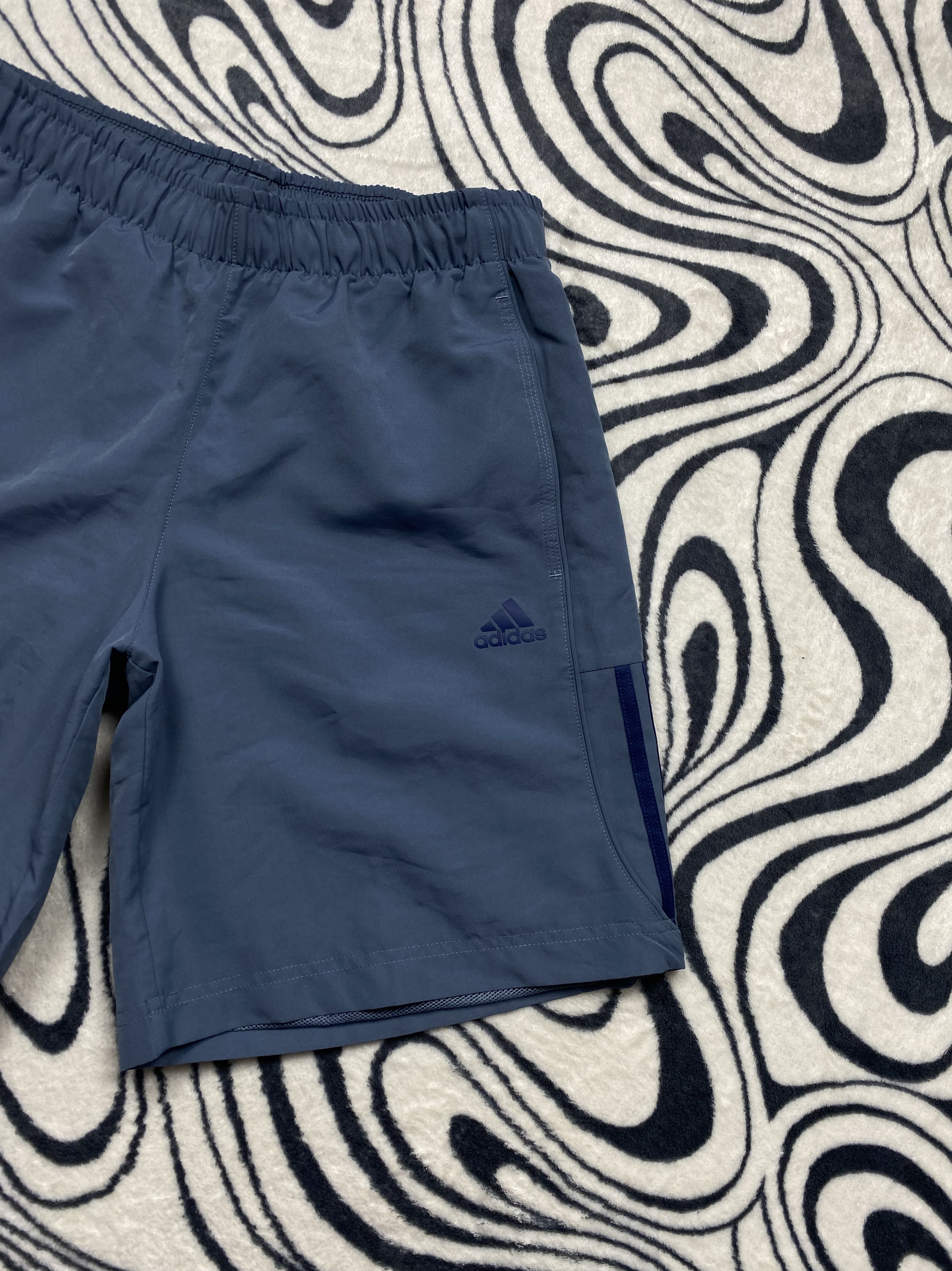 Adidas × Vintage Adidas Vintage Mens Nylon Shorts Y2K Size US 32 / EU 48 - 2 Thumbnail