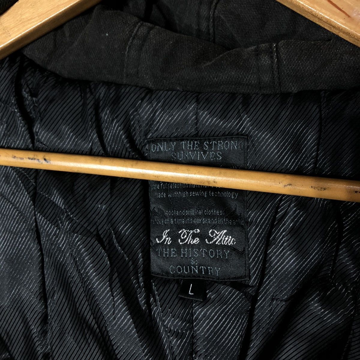 In The Attic BIKER PARACHUTE SURVIVAL JACKET IN THE ATTIC Size US L / EU 52-54 / 3 - 12 Thumbnail