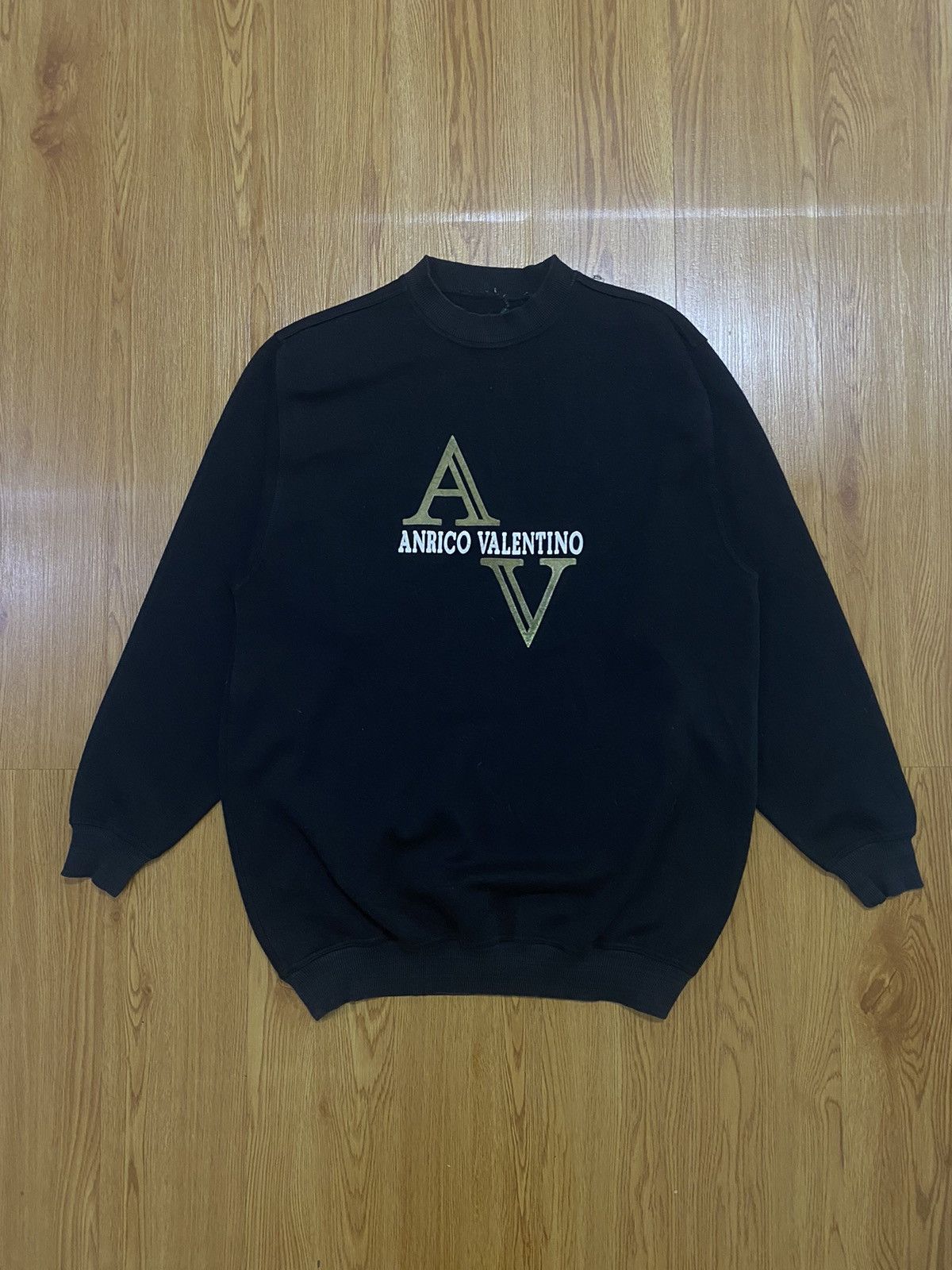 Valentino × Vintage Vintage Anrico Valentino Sweatshirt Size US L / EU 52-54 / 3 - 1 Thumbnail