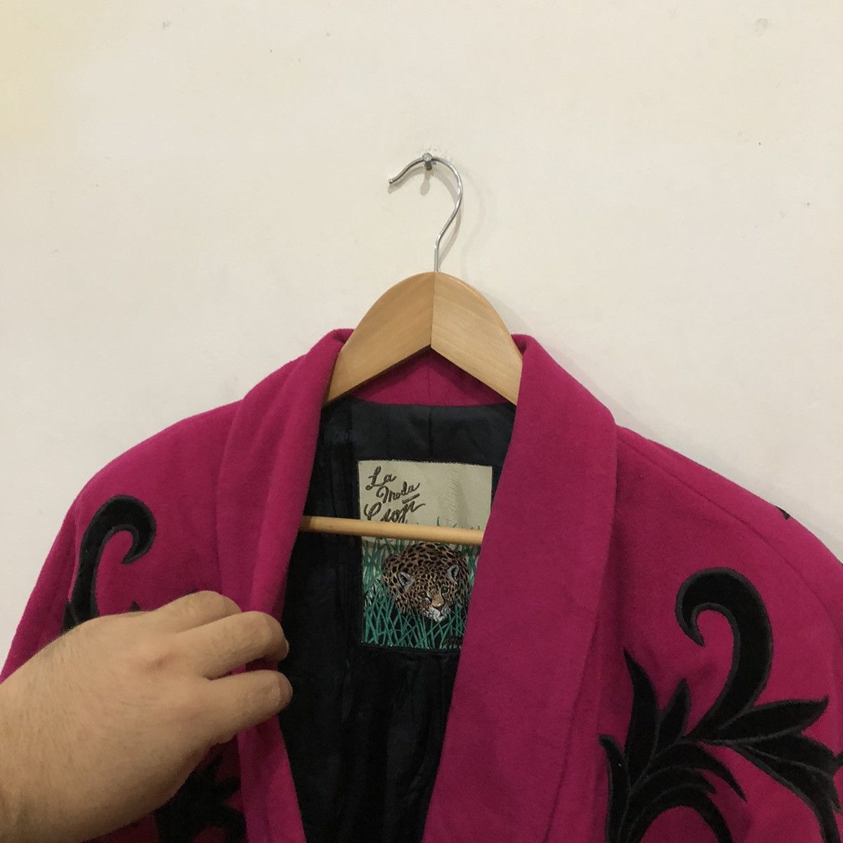 Japanese Brand Casual Coat Embroided Design Size US L / EU 52-54 / 3 - 6 Thumbnail