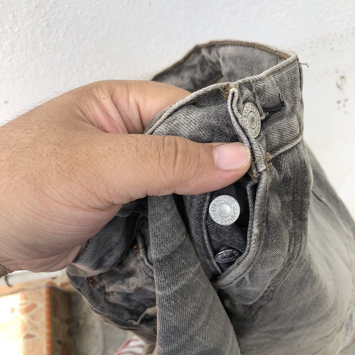 Levi's × Vintage VINTAGE 80's LEVI'S DISTRESSED DENIM Size US 34 / EU 50 - 12 Thumbnail