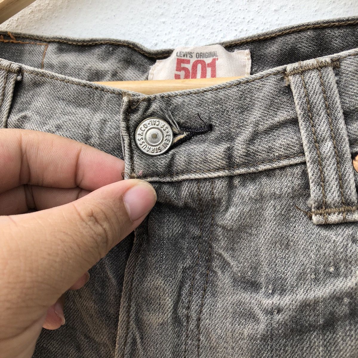 Levi's × Vintage VINTAGE 80's LEVI'S DISTRESSED DENIM Size US 34 / EU 50 - 7 Thumbnail
