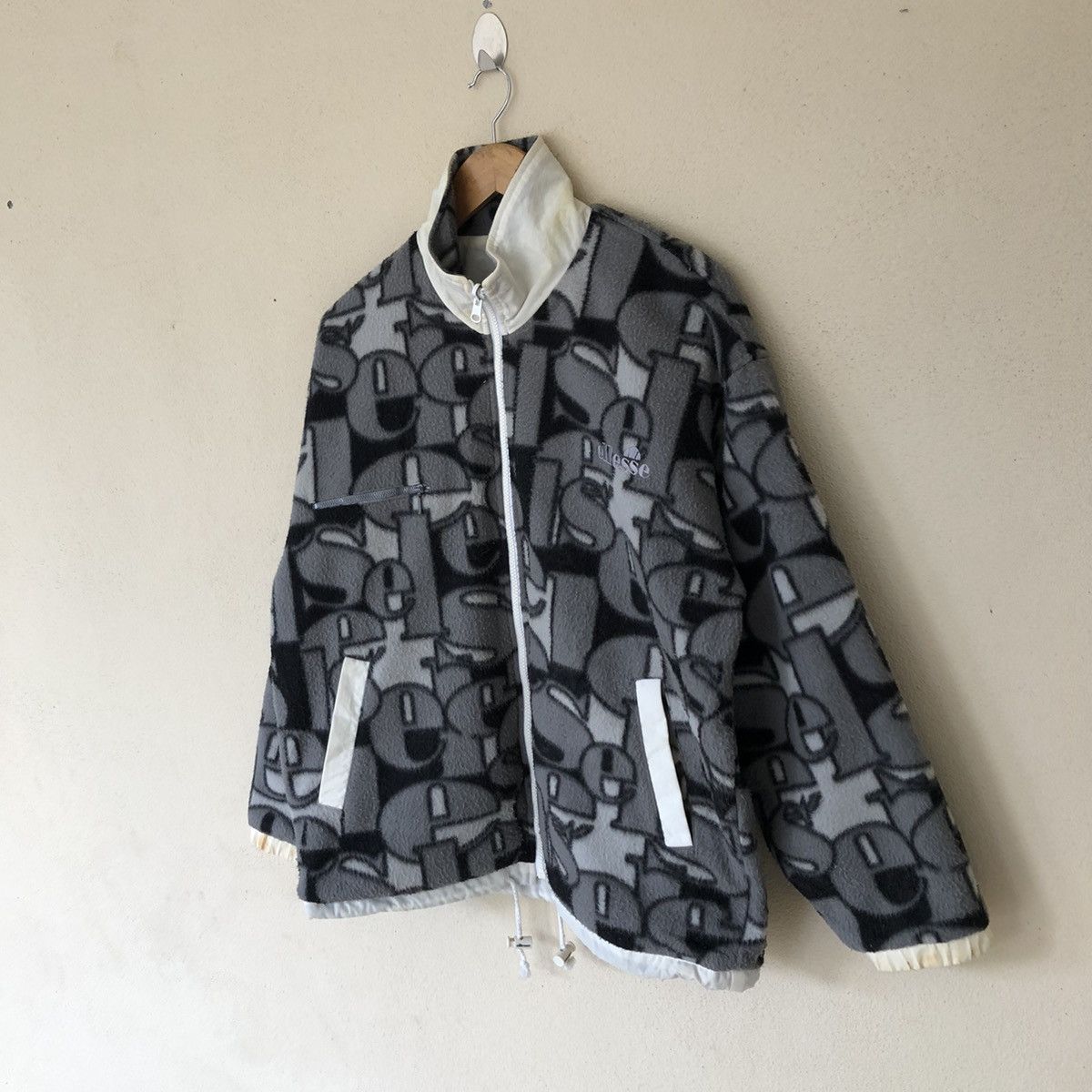 Ellesse REVERSIBLE JACKET ELLESSE OVERPRINT Size US M / EU 48-50 / 2 - 2 Thumbnail