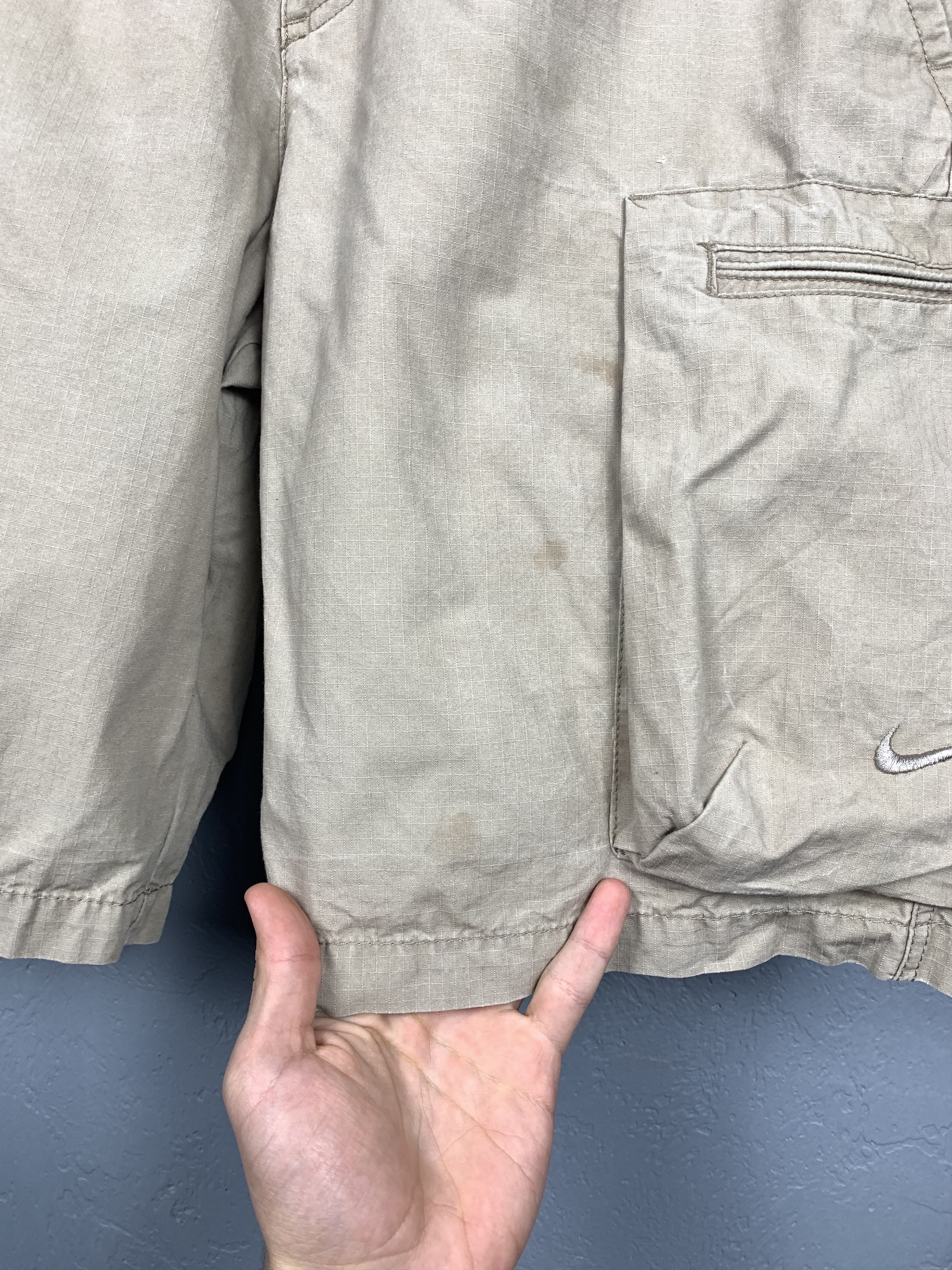 Nike × Vintage Vintage Nike Mens Cargo Shorts Y2K Size US 34 / EU 50 - 3 Thumbnail