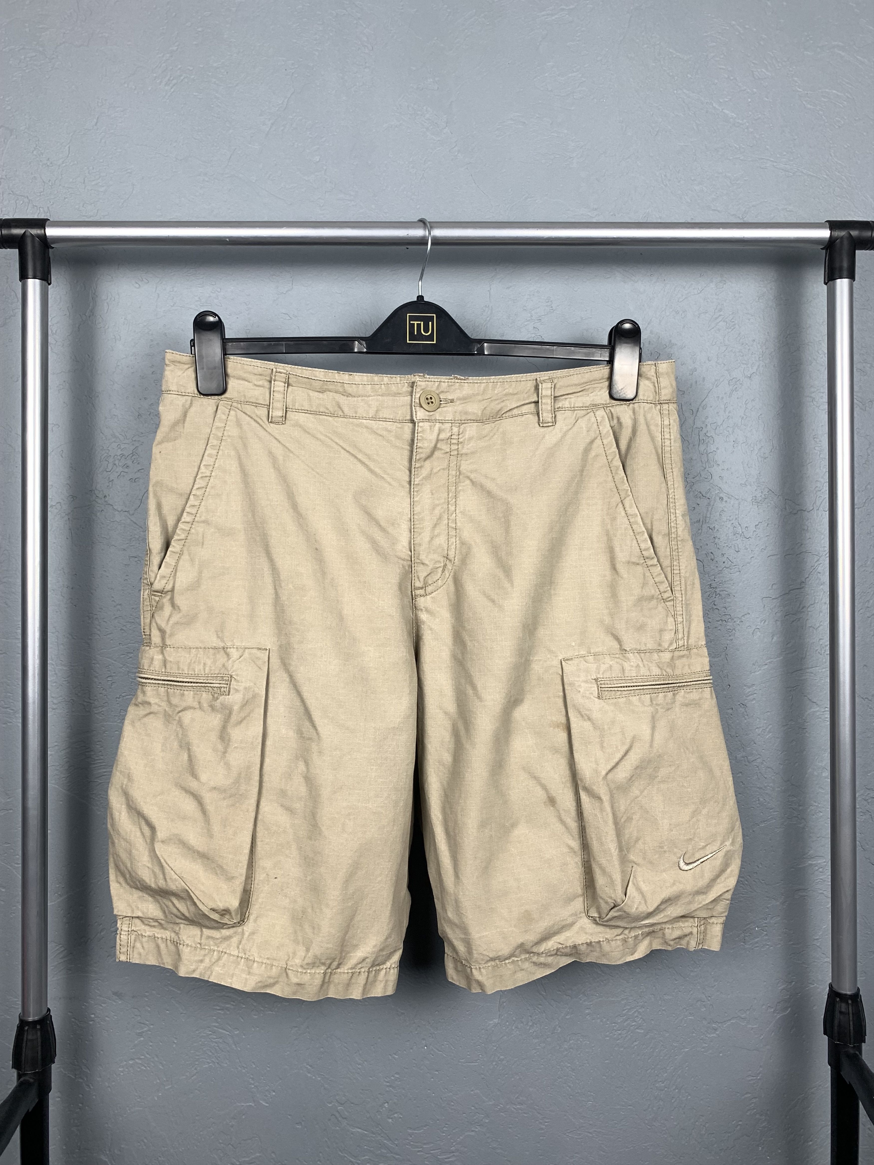 Nike × Vintage Vintage Nike Mens Cargo Shorts Y2K Size US 34 / EU 50 - 1 Thumbnail