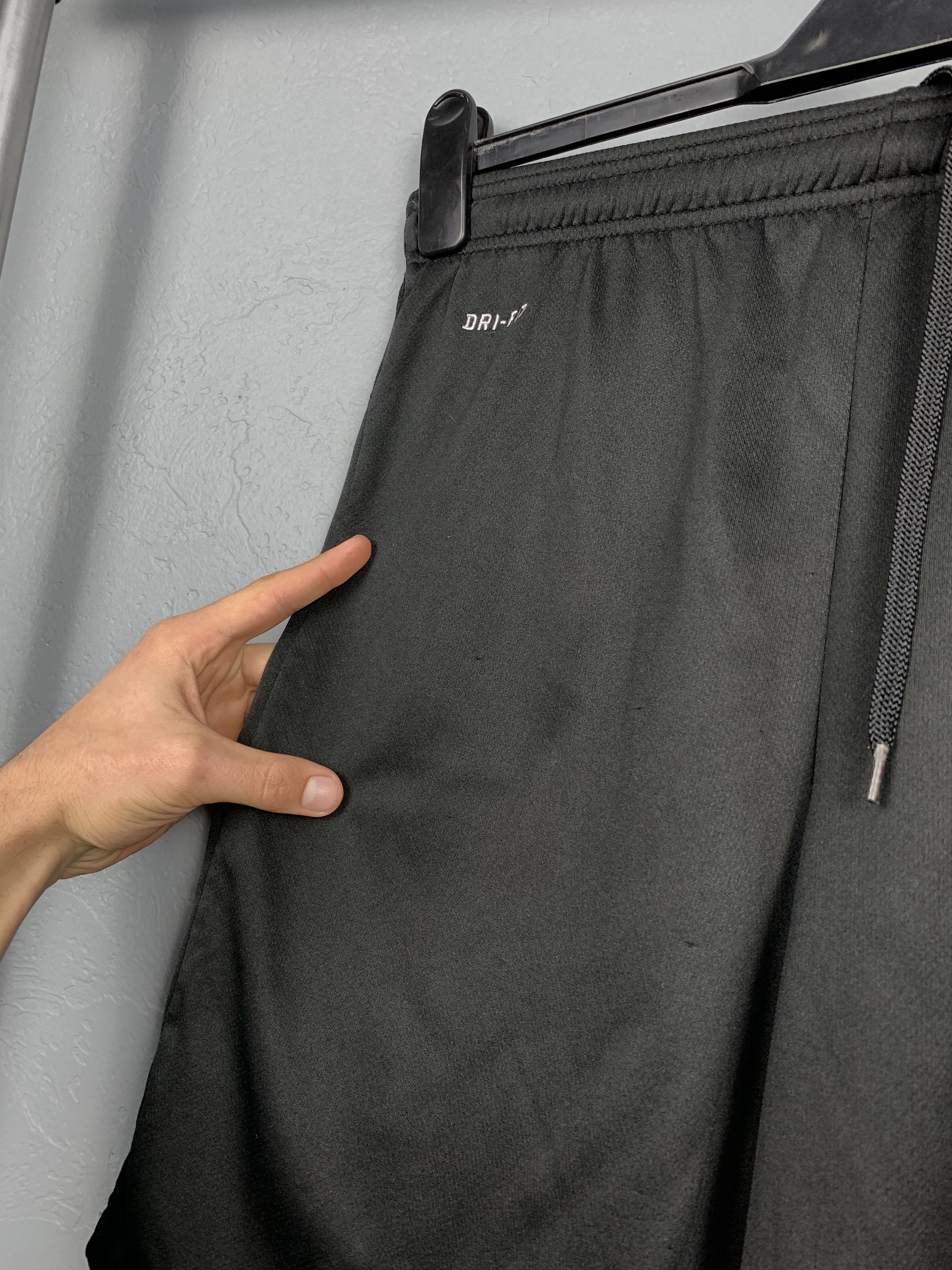 Nike Nike Dri Fit Vintage Mens Shorts Y2K Size US 32 / EU 48 - 3 Thumbnail