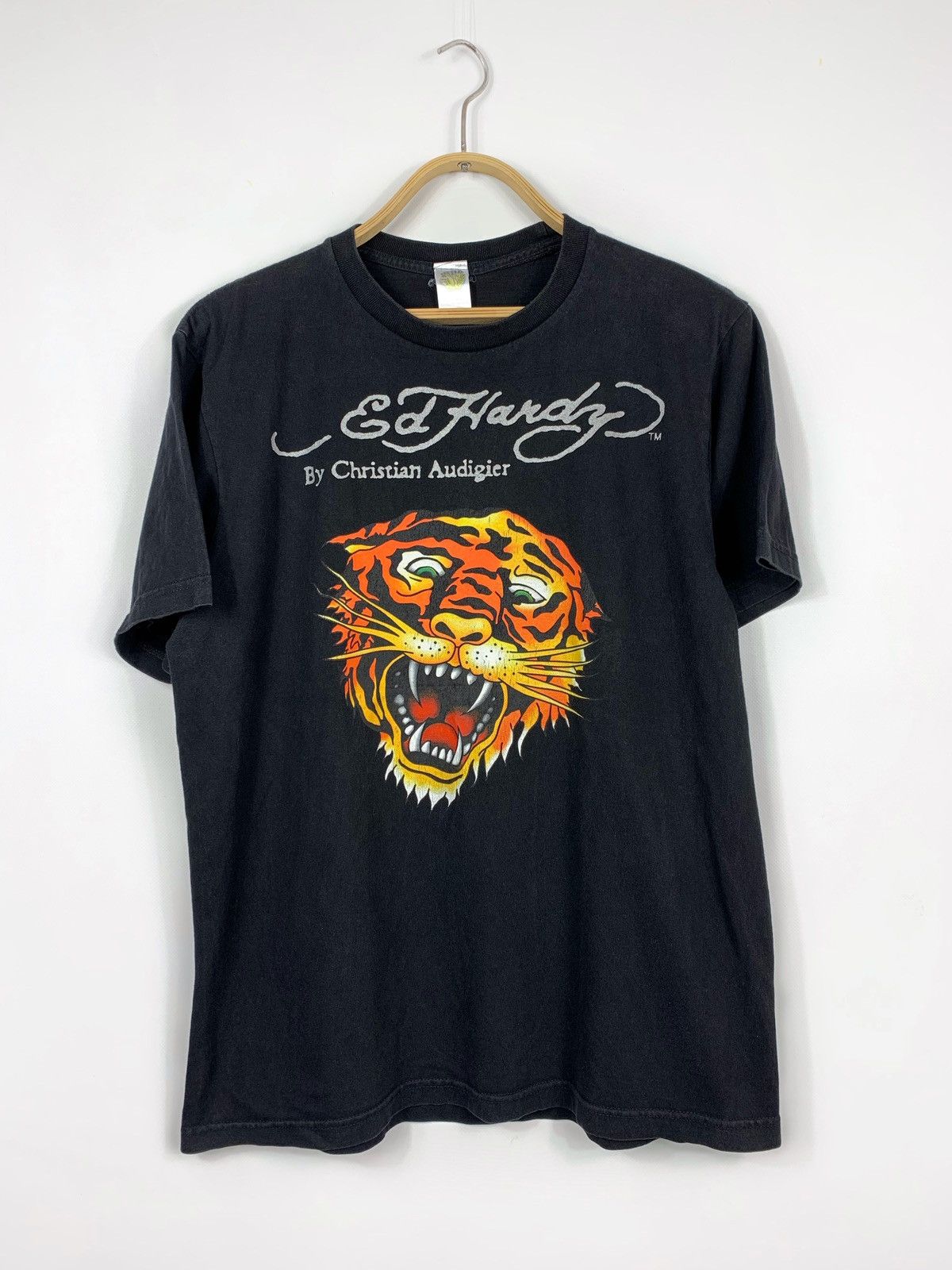 ED HARDY by CHRISTIAN AUDIGIER TIGER PRINT T-SHIRT Faded