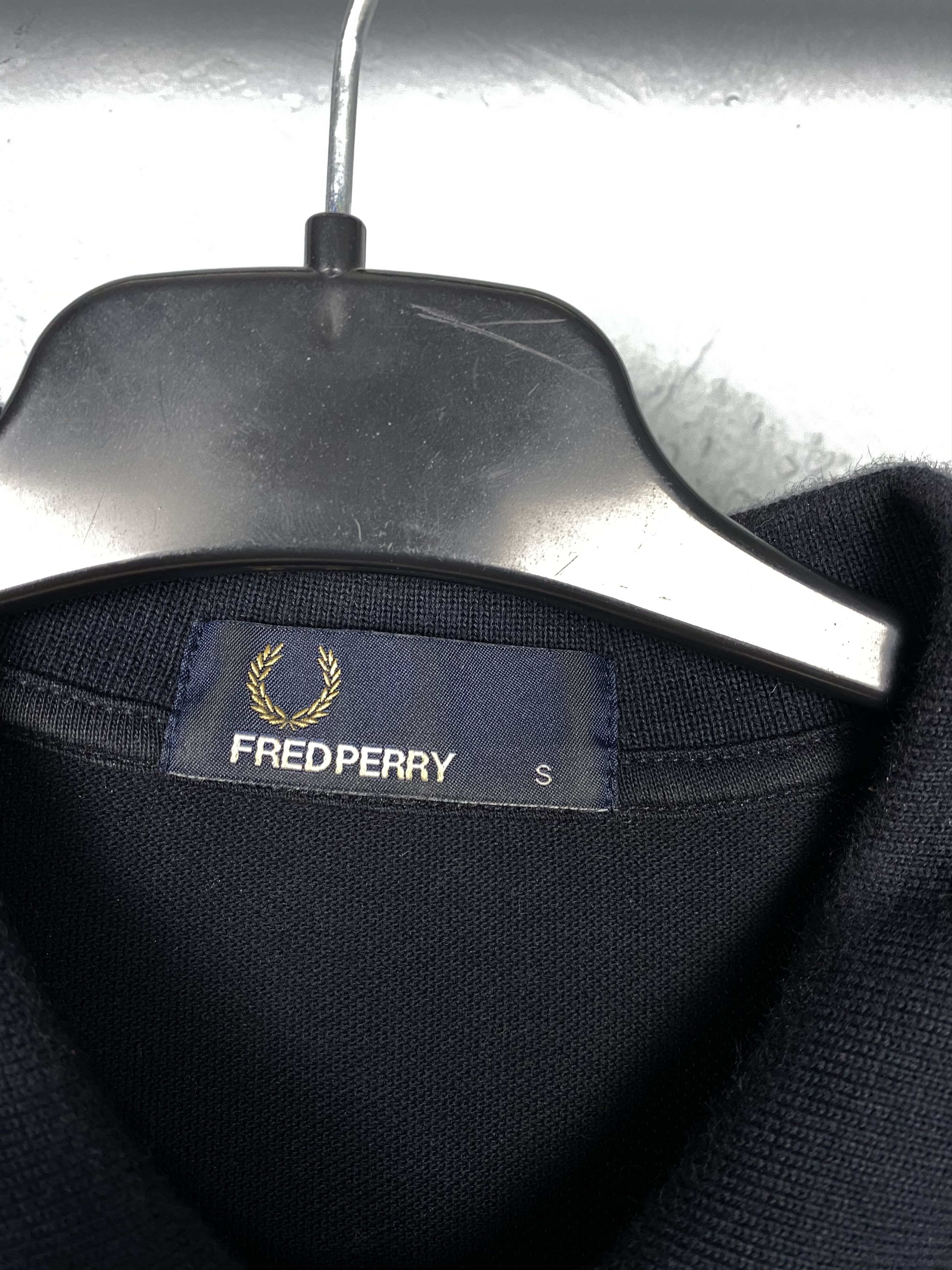 Fred Perry × Vintage Fred Perry Vintage Mens Polo Shirt Y2K Size US S / EU 44-46 / 1 - 4 Thumbnail