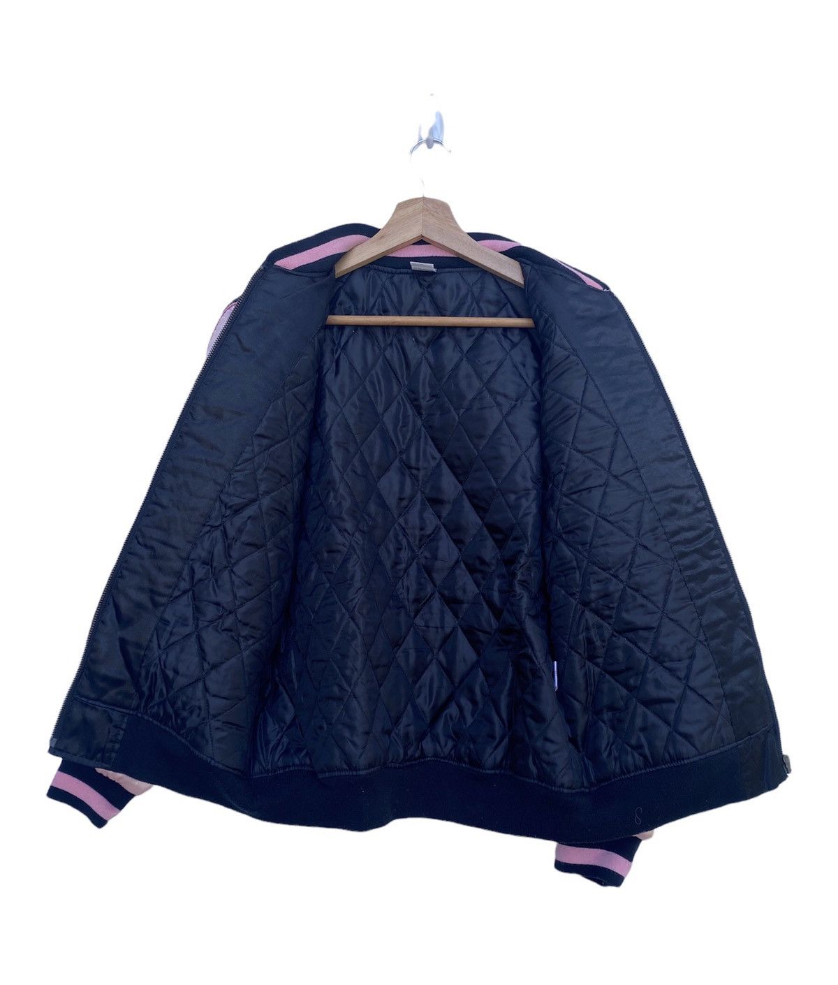 Disney EMBROIDERED VARSITY JACKETS DISNEY TINKER BELL BLACK PINK Size M / US 6-8 / IT 42-44 - 6 Thumbnail