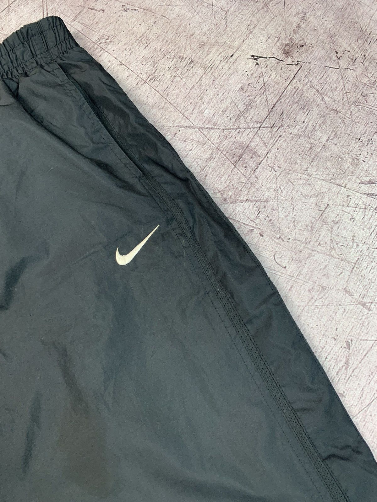 Nike × Vintage Nike Vintage Mens Nylon Pants Drill Y2K Size US 38 / EU 54 - 6 Thumbnail