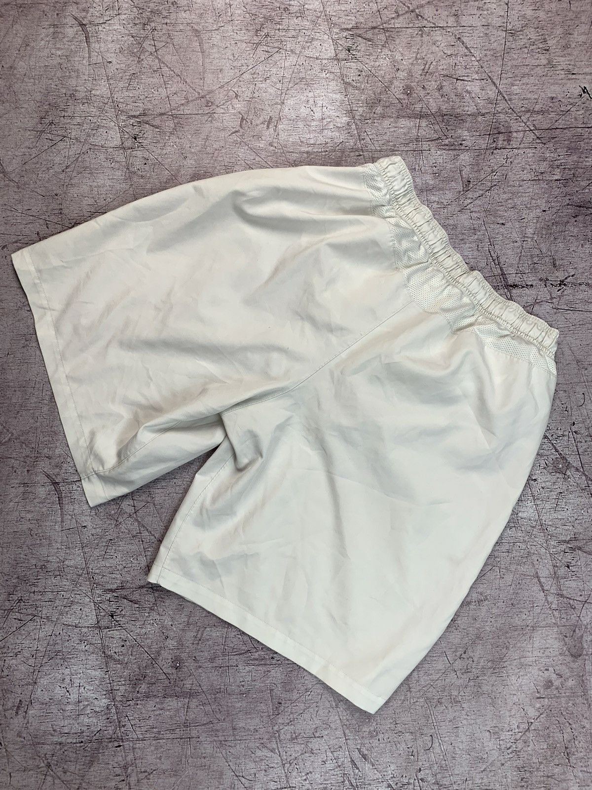 Nike Nike Dri Fit England Vintage Y2K Shorts Size US 34 / EU 50 - 6 Thumbnail