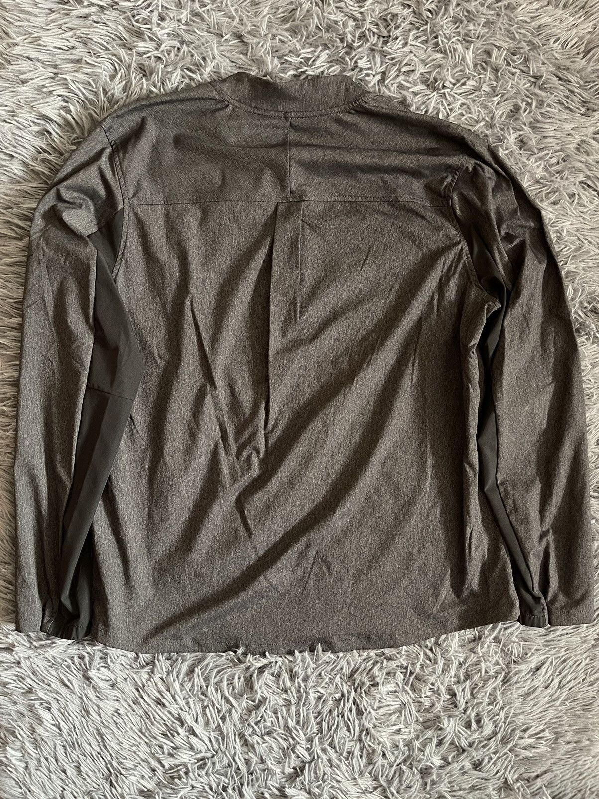 Nike Nike gorpcore style minimalist shell overshirt jacket Size US L / EU 52-54 / 3 - 12 Thumbnail
