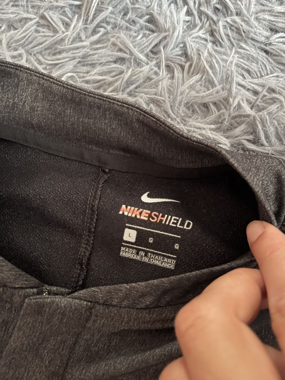 Nike Nike gorpcore style minimalist shell overshirt jacket Size US L / EU 52-54 / 3 - 10 Thumbnail