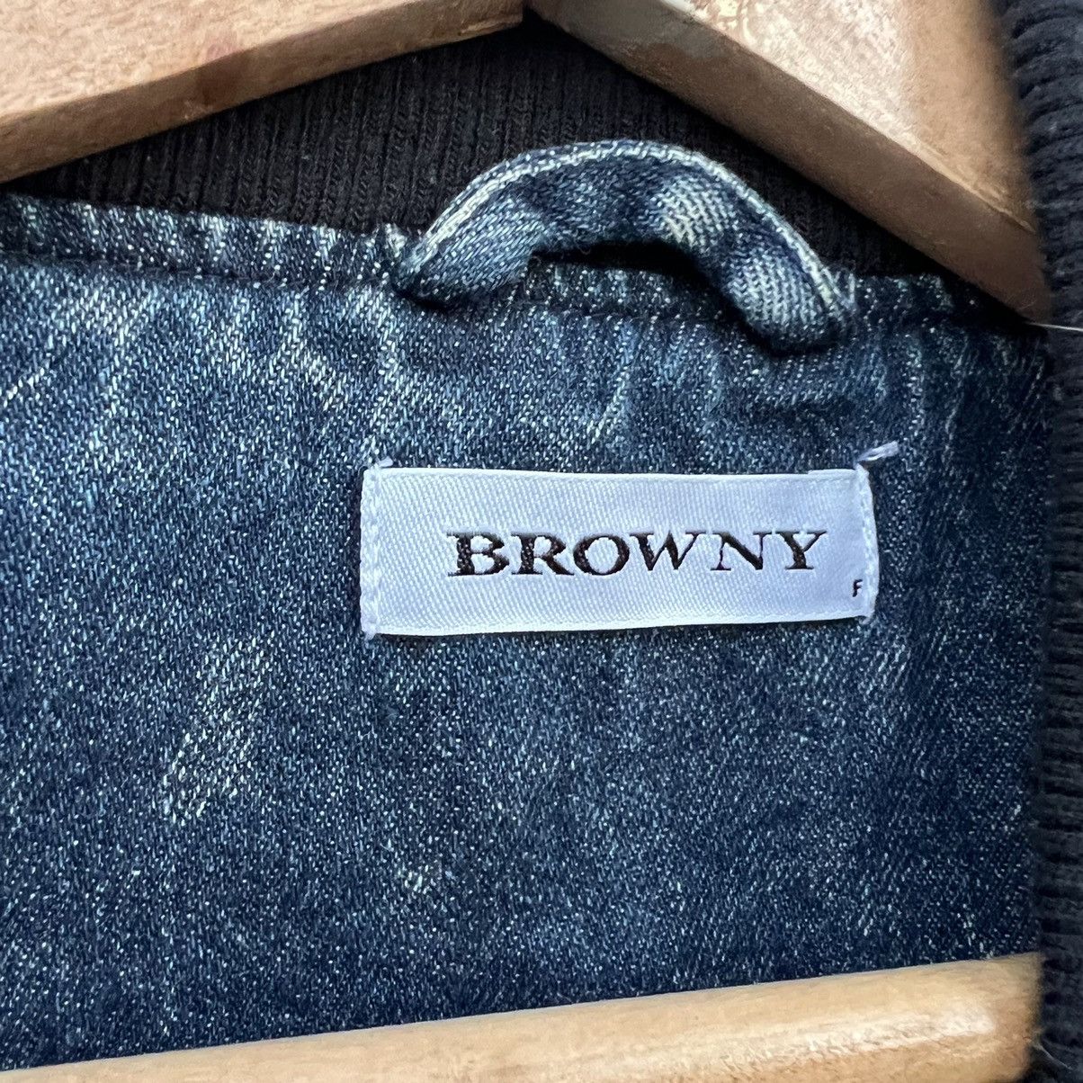 Japanese Brand VARSITY JACKET BROWNY BIG LOGO DENIM MATERIAL Size US M / EU 48-50 / 2 - 10 Thumbnail