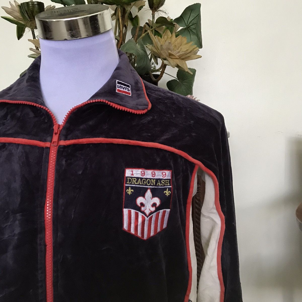 Levi's Vintage 1999 Levis USA Olympics Velour Jacket Size US L / EU 52-54 / 3 - 4 Thumbnail