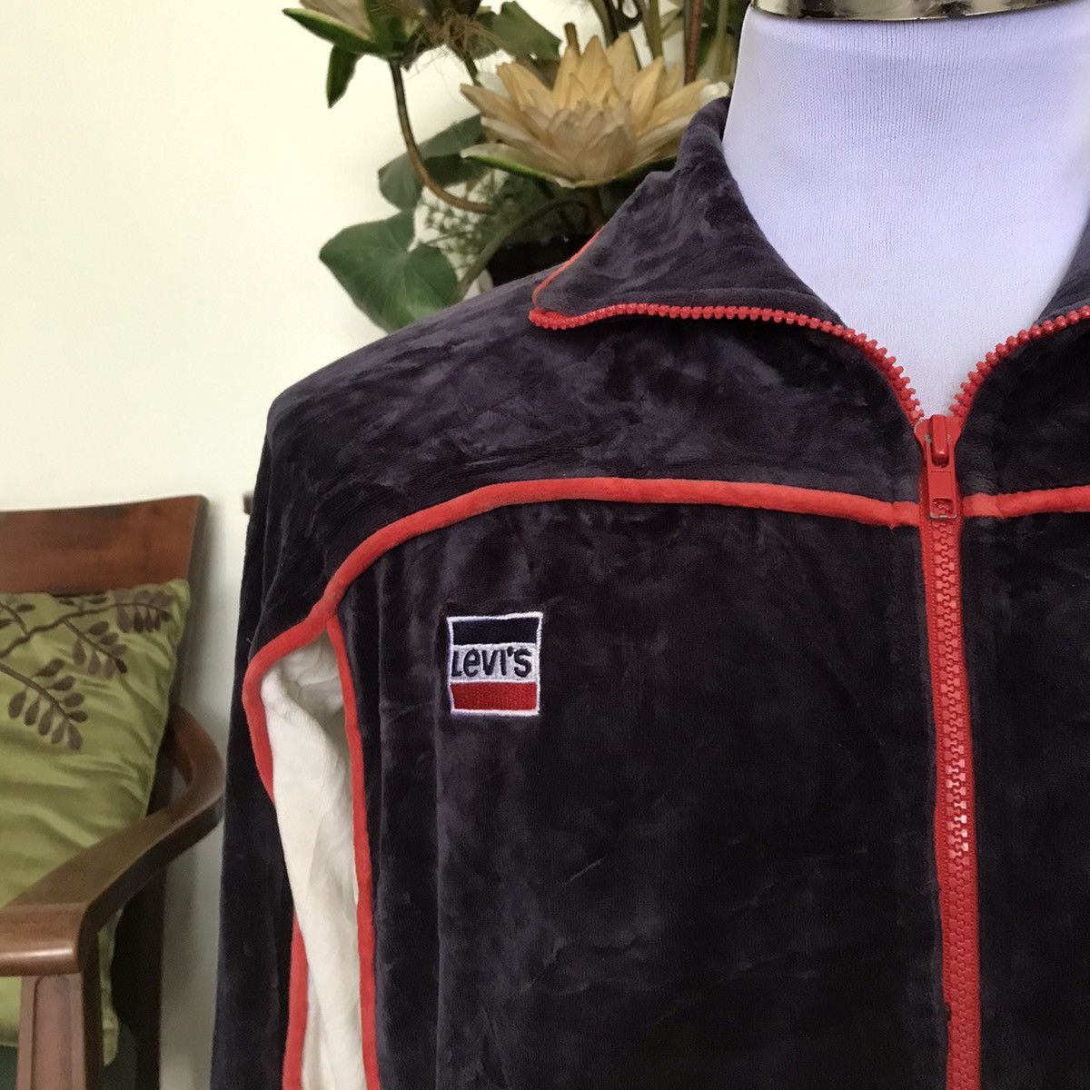 Levi's Vintage 1999 Levis USA Olympics Velour Jacket Size US L / EU 52-54 / 3 - 5 Thumbnail