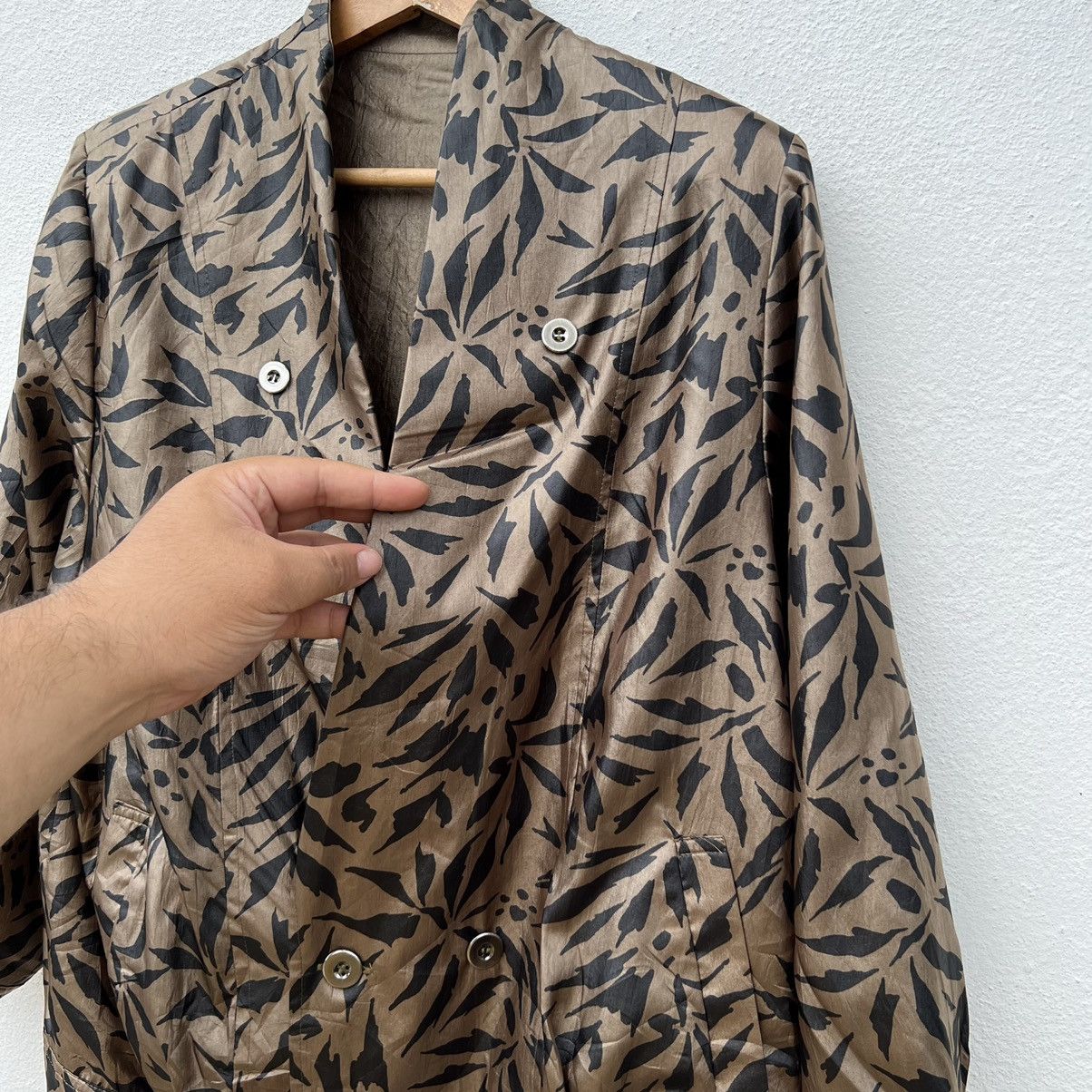 Japanese Brand RARE TIGER STRIPE DESIGN REVERSIBLE BOMBER JACKET SATIN Size US M / EU 48-50 / 2 - 9 Thumbnail