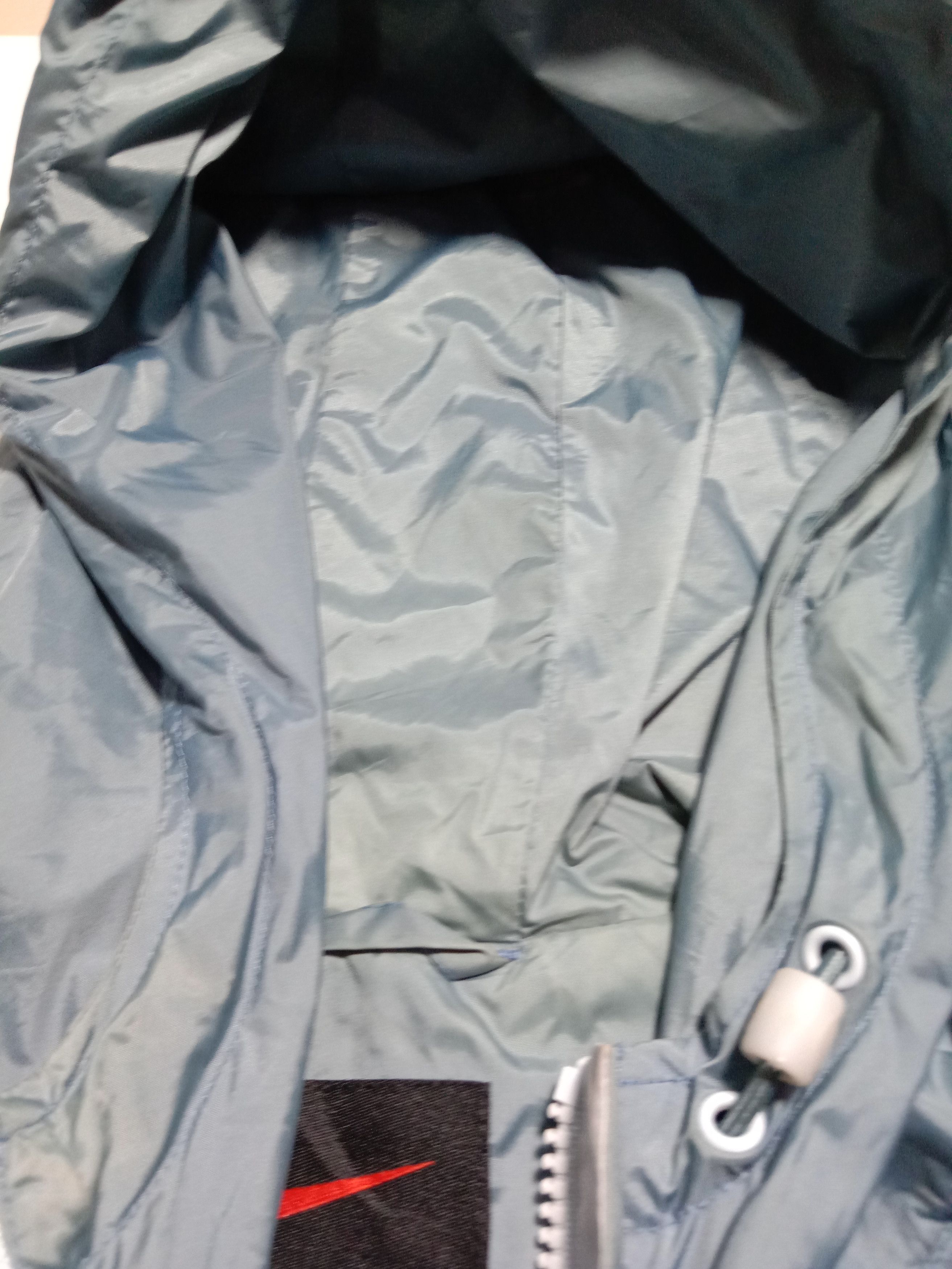Nike Vintage Nike Windbreaker Jacket Hoodies Hype Streetwear Size US M / EU 48-50 / 2 - 10 Thumbnail