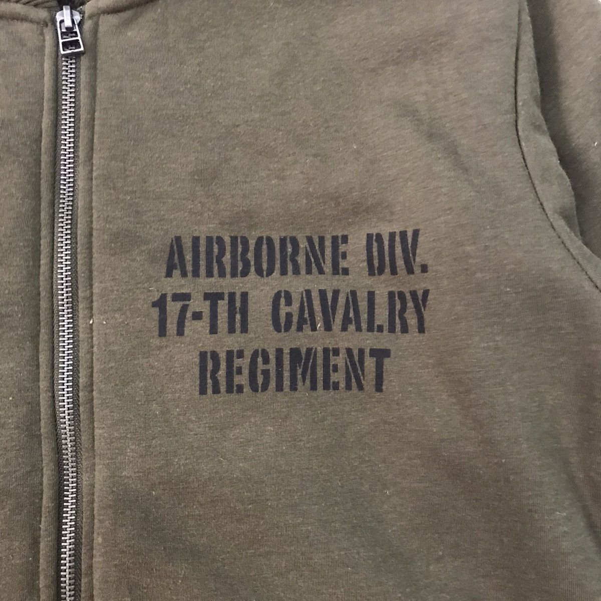 Japanese Brand Airborne Div Cavalry Regiment Jacket Inner Fleece Size US L / EU 52-54 / 3 - 7 Thumbnail