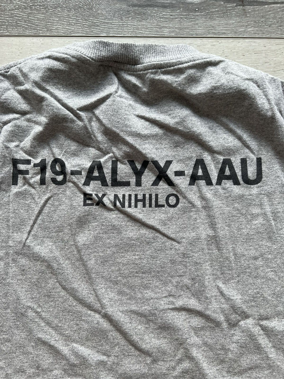 1017 ALYX 9SM × Alyx Alyx T-Shirt Grey Size US XS / EU 42 / 0 - 5 Thumbnail